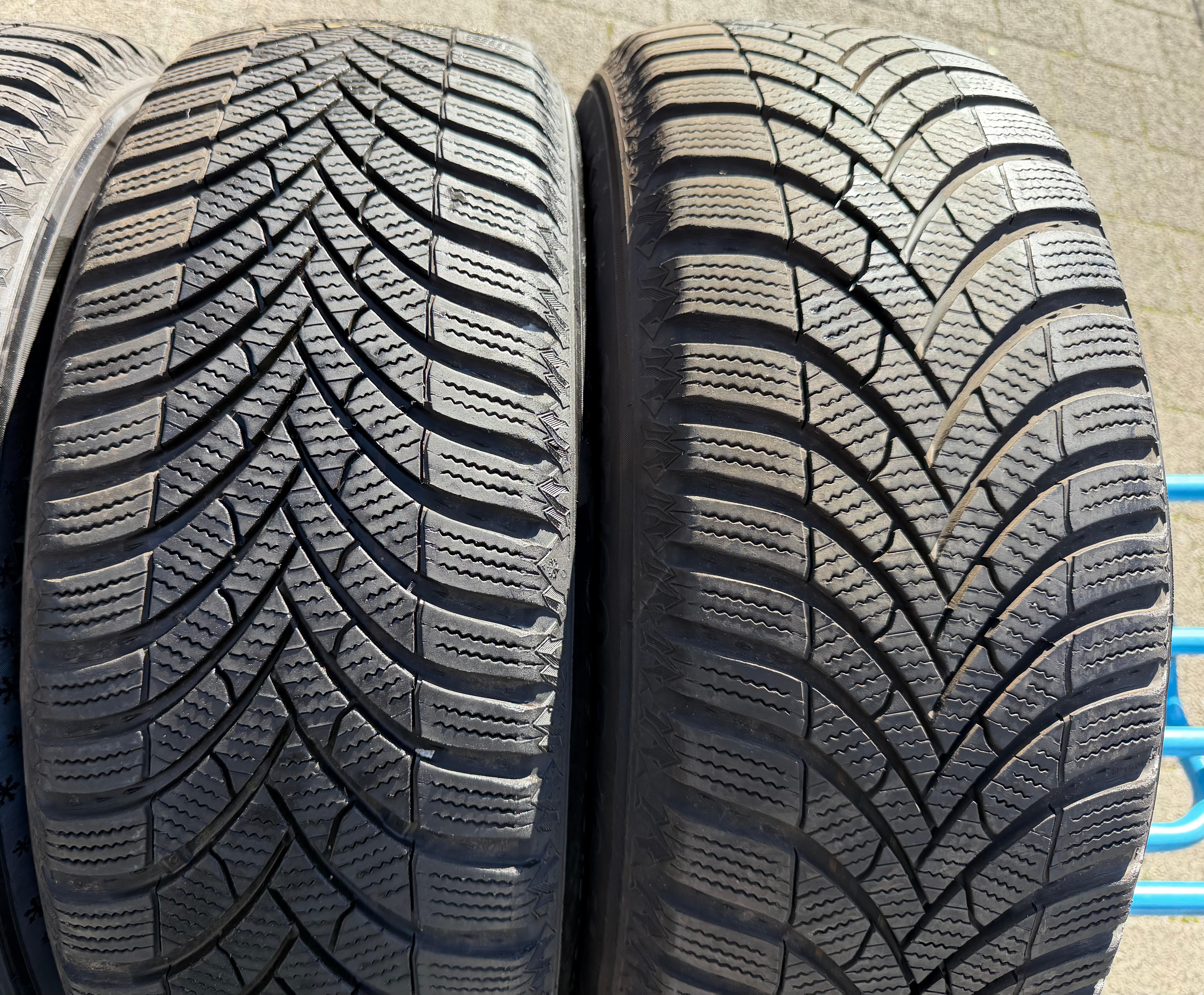 4 Winterräder Skoda Octavia IV 4 NX 205/60R16 96H 5Q0601027BQ Semperit