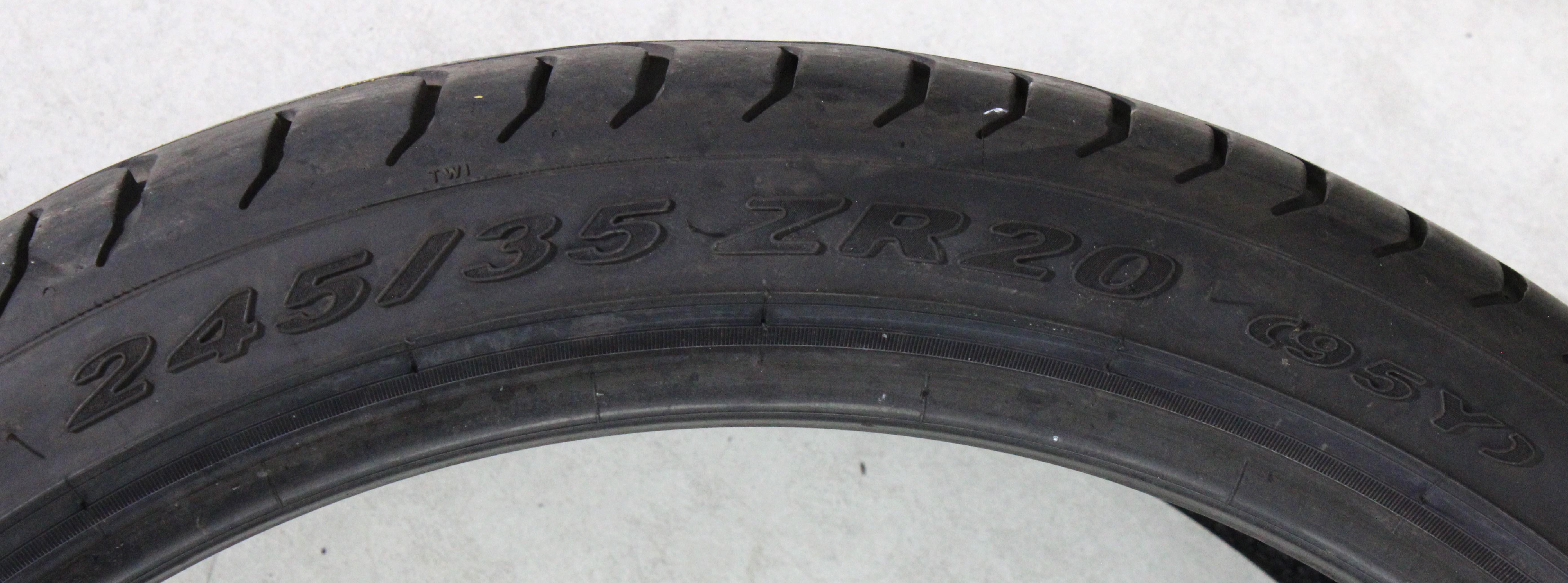 2 x 245/35R20 95Y Sommerreifen Pirelli Pzero 6,5-7mm 2021