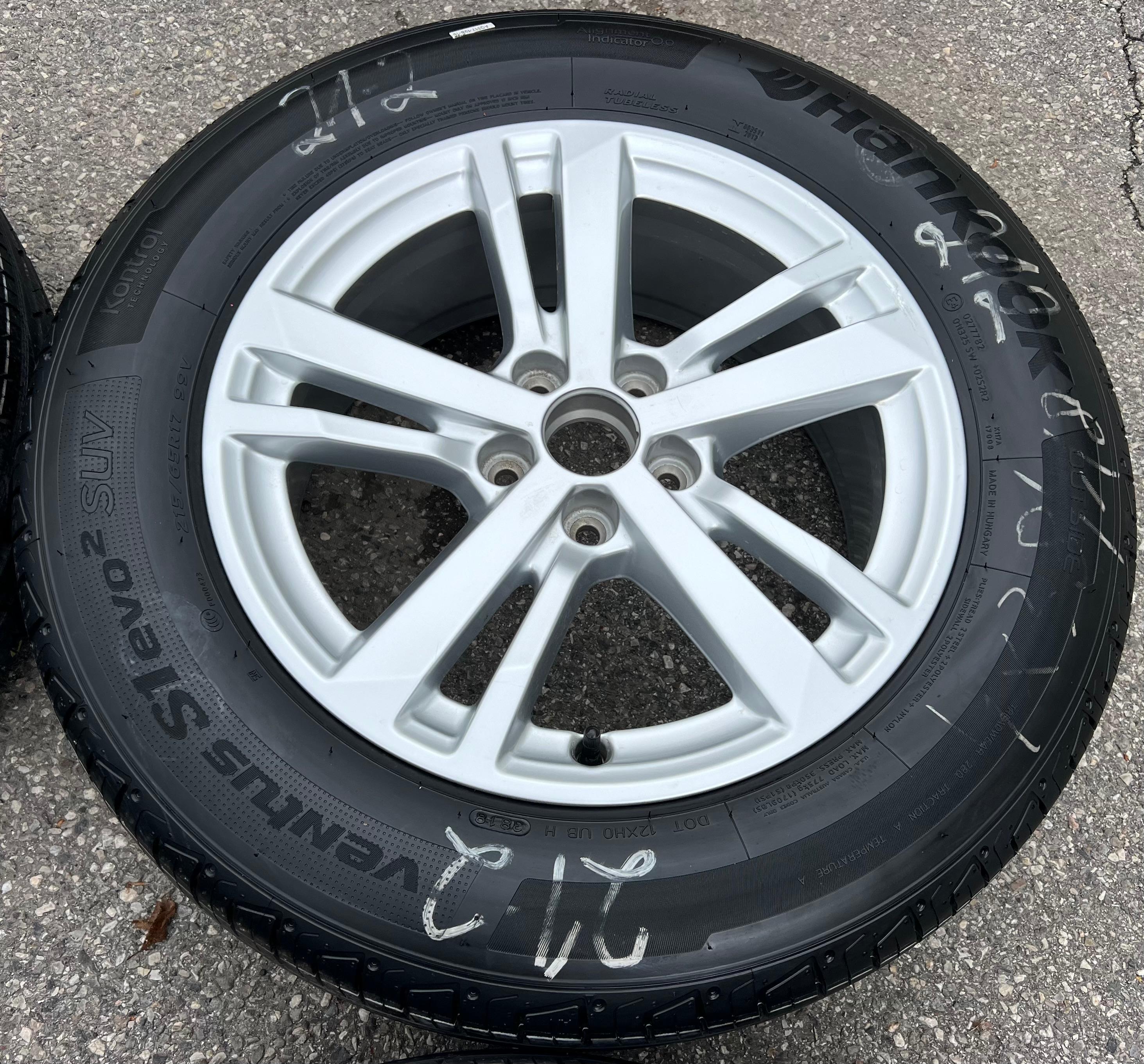 4 LLANTAS DE VERANO ORIGINALES DE ALUMINIO 17" AUDI Q3 F3 F3N 215/65R17 99V HANKOOK 83A601025F