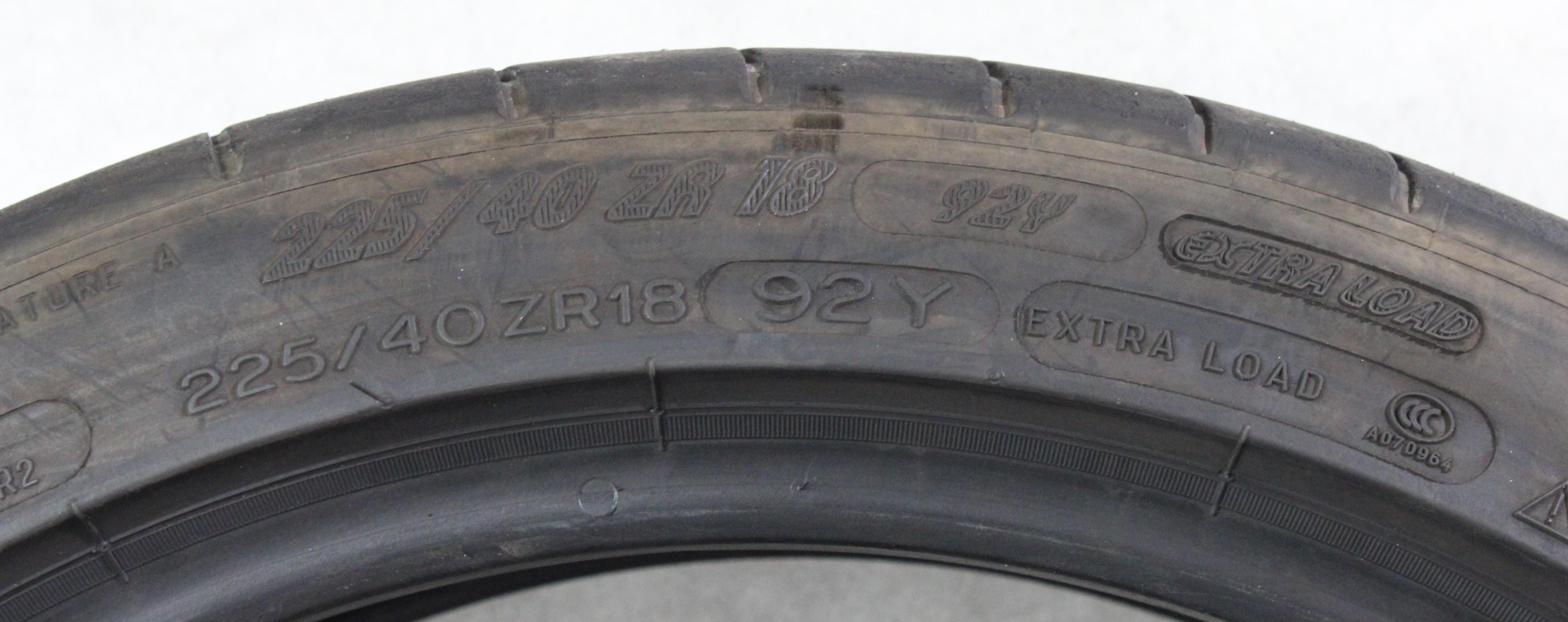 2 x 225/40R18 92Y Sommerreifen Michelin Pilot Super Sport * 1x5-5,5mm/1x5,5-6mm 2022 XL