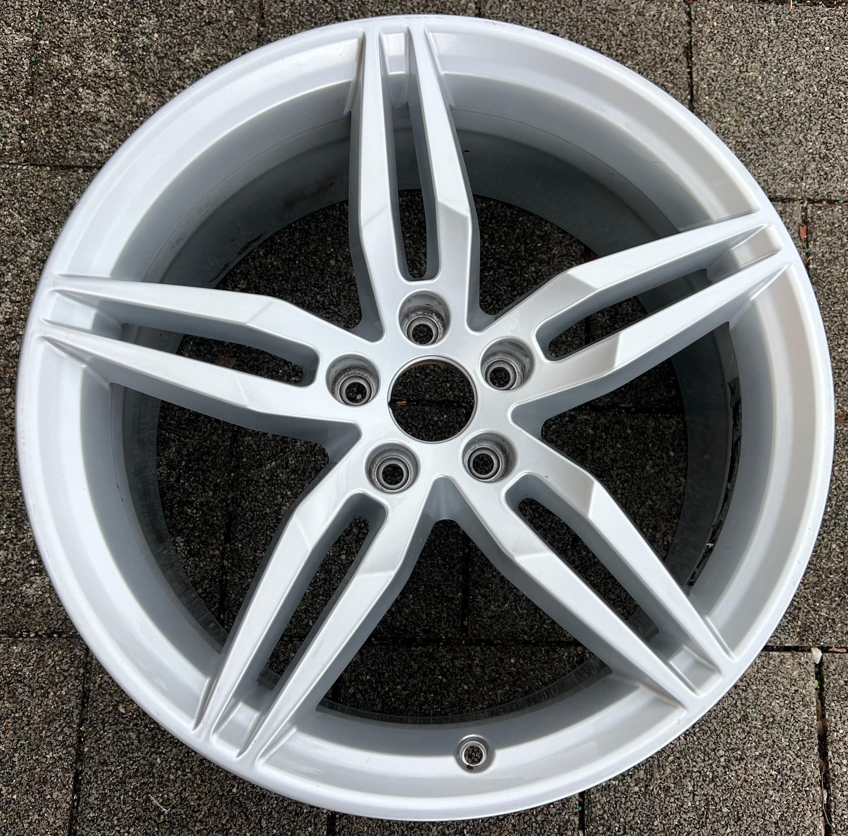 1X ORIGINAL 19" ALUFELGE FELGE AUDI A5 S5 F9 8W 8W0601025AM 8,5x19 ET32 FREIHAUS