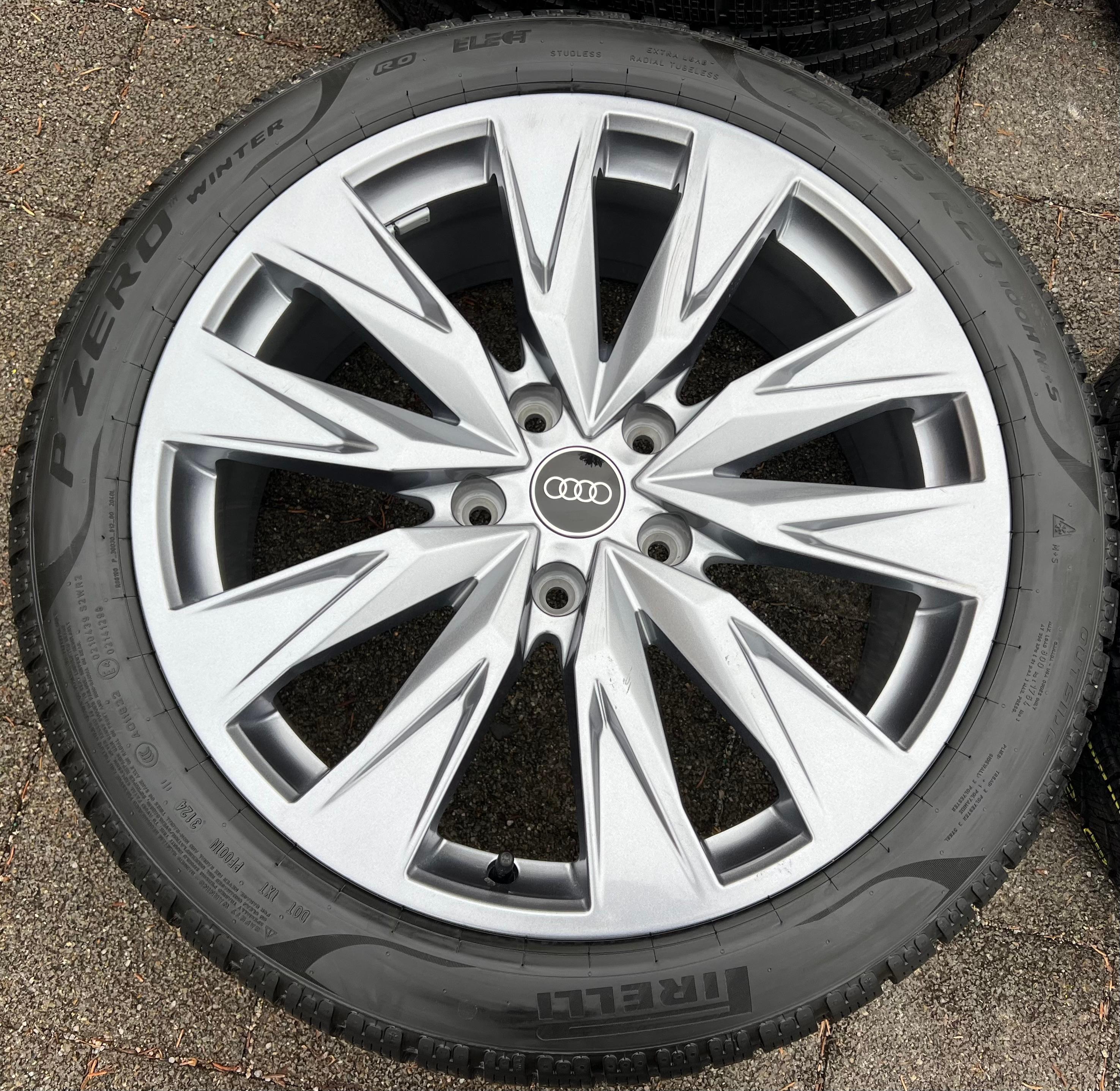 4 CERCHI IN LEGA ORIGINALI DA 20" PER AUDI A6 S6 E-TRON GH5 GHA 85E601025B 85E601025C 2024