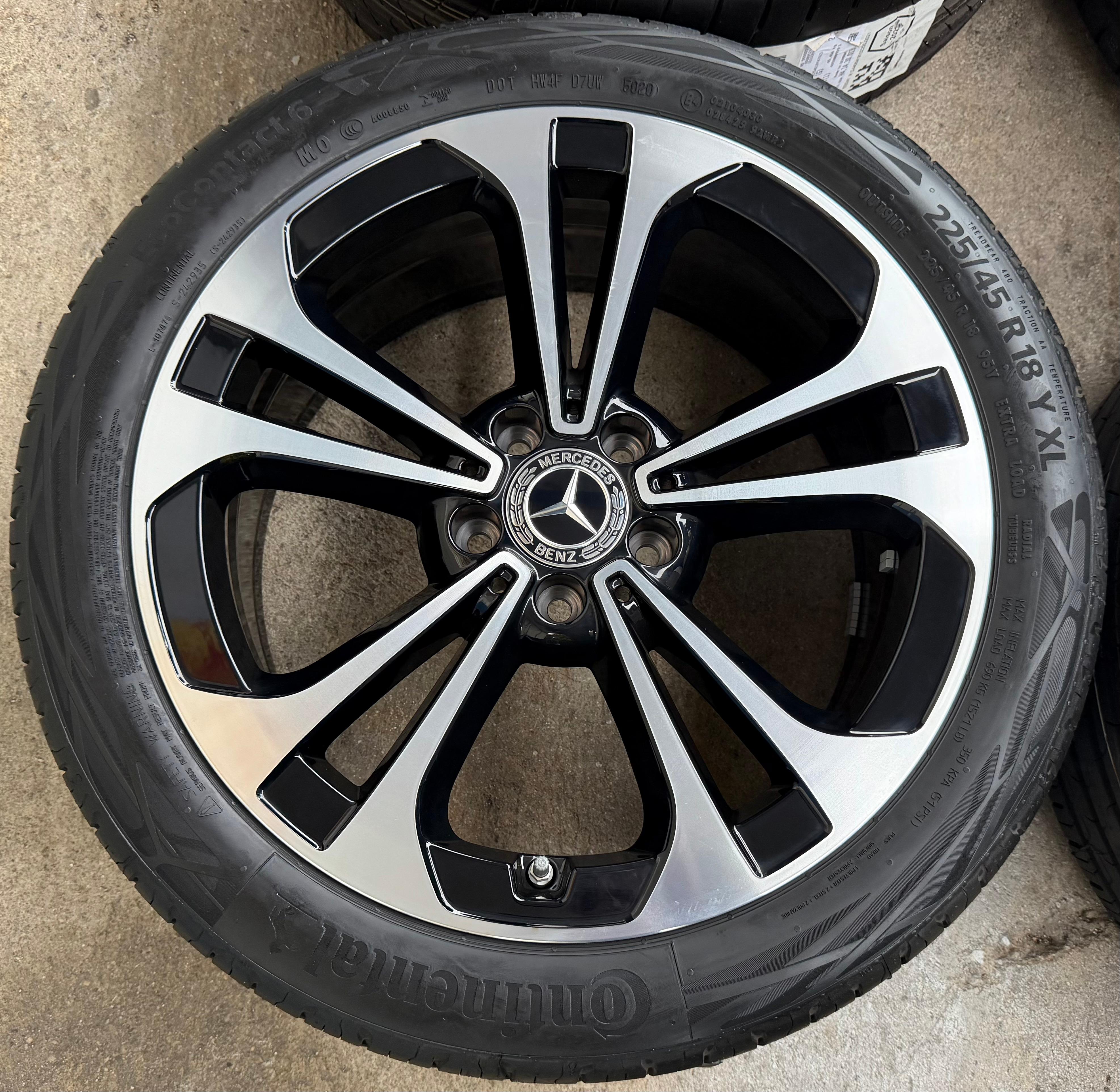 4 ruote estive originali in lega da 18" Mercedes Classe C W206 A2064016200 225/45R18 95Y