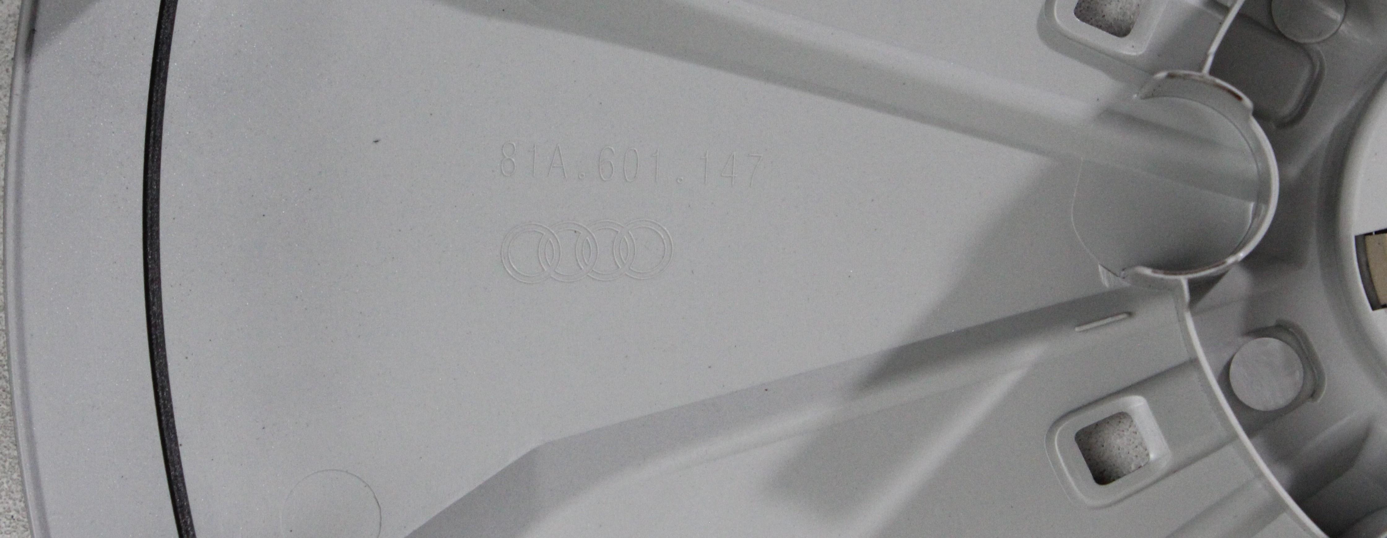 4x Original 16" Radkappen Audi A3 A4 Q2 81A601147 16 Zoll Radblenden