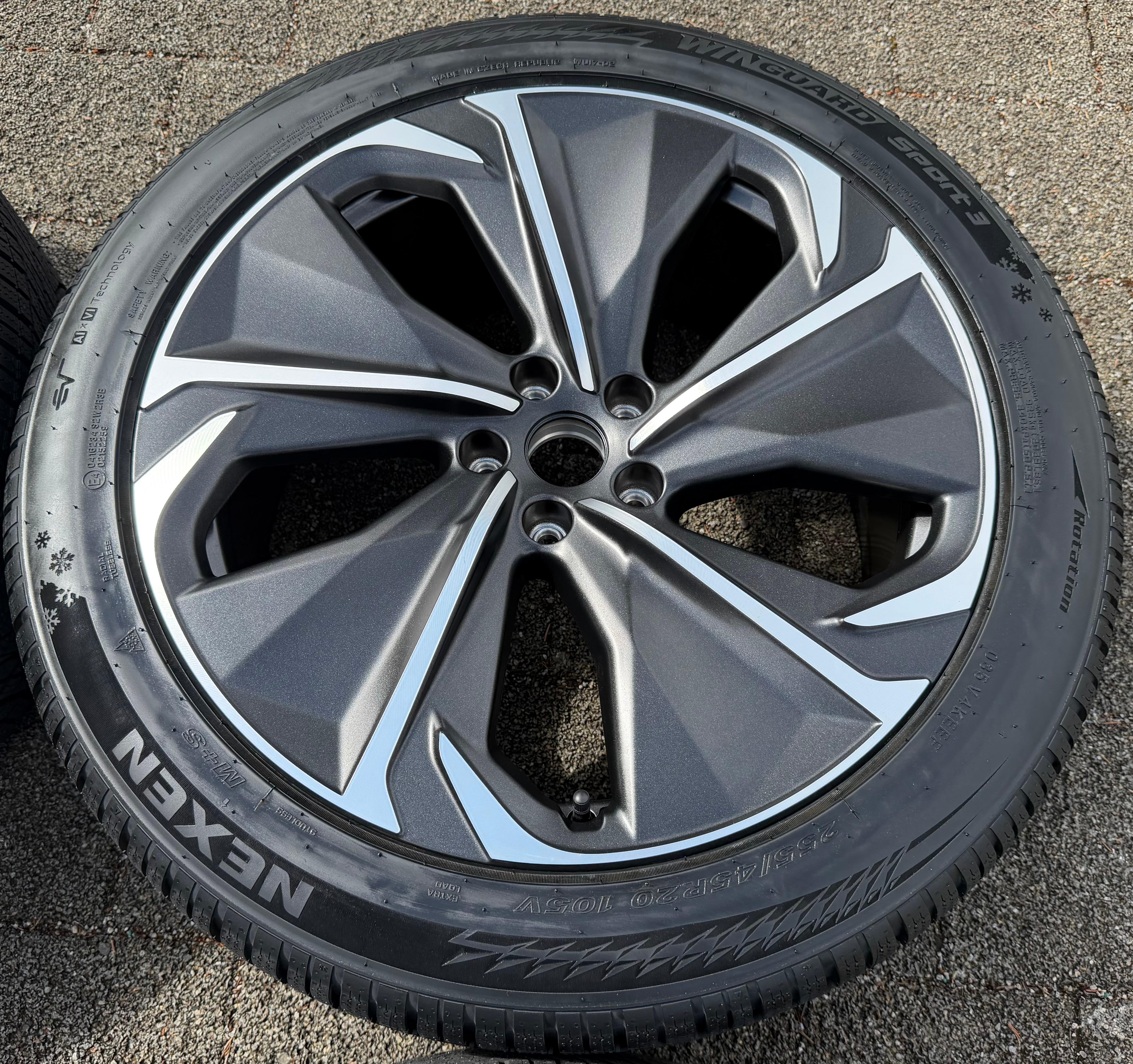 4 Original 20" Alu Winterräder Cupra Tavascan 255/45R10 105V Nexen 2026
