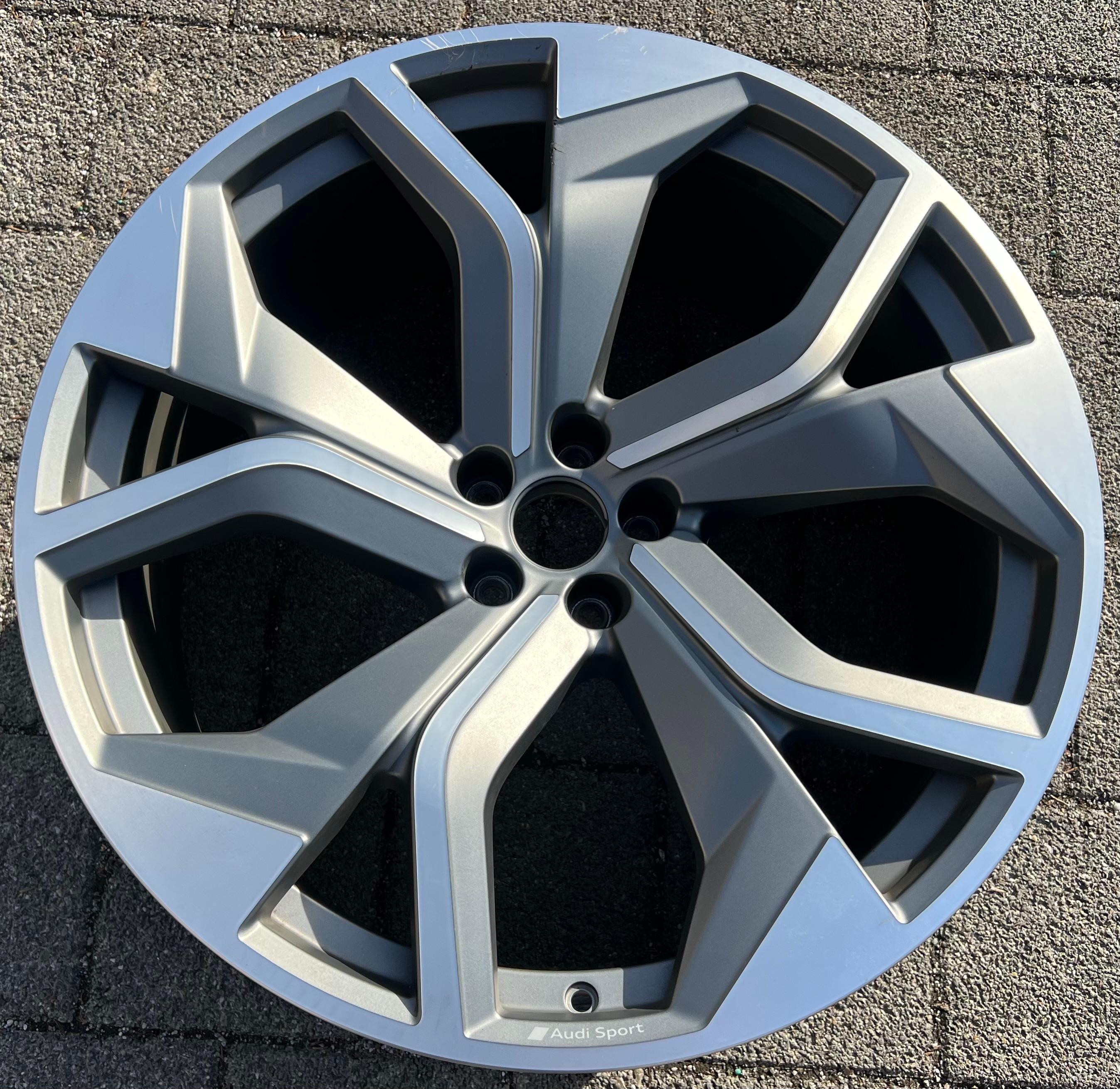 1 cerchio in lega originale da 23" per Audi Q8, SQ8, RSQ8, 4M, 4M8601025AG, 10,5x23, ET18