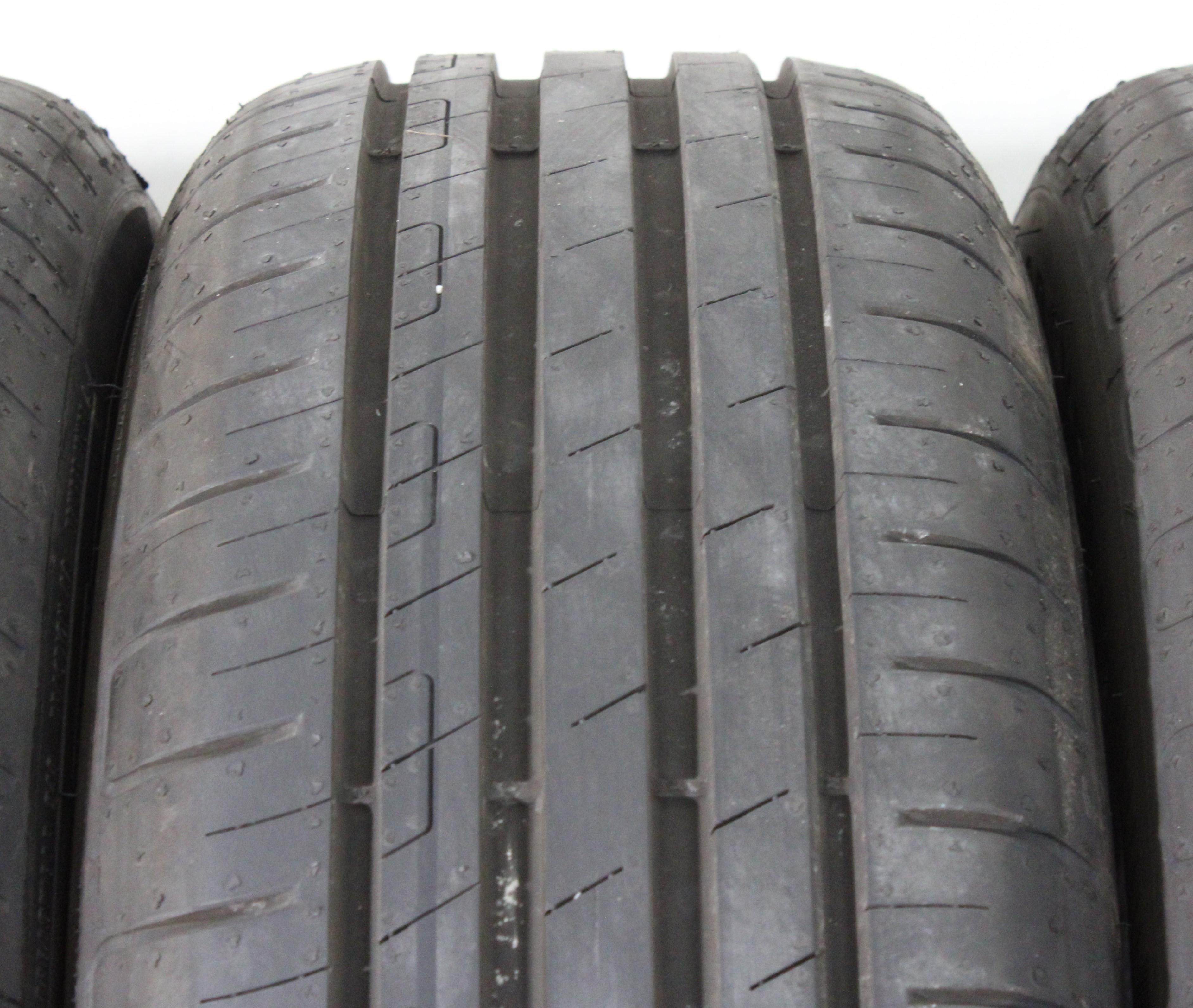 4 x 205/60R16 92V pneus été Goodyear Efficient Grip Performance Profil complet 2026