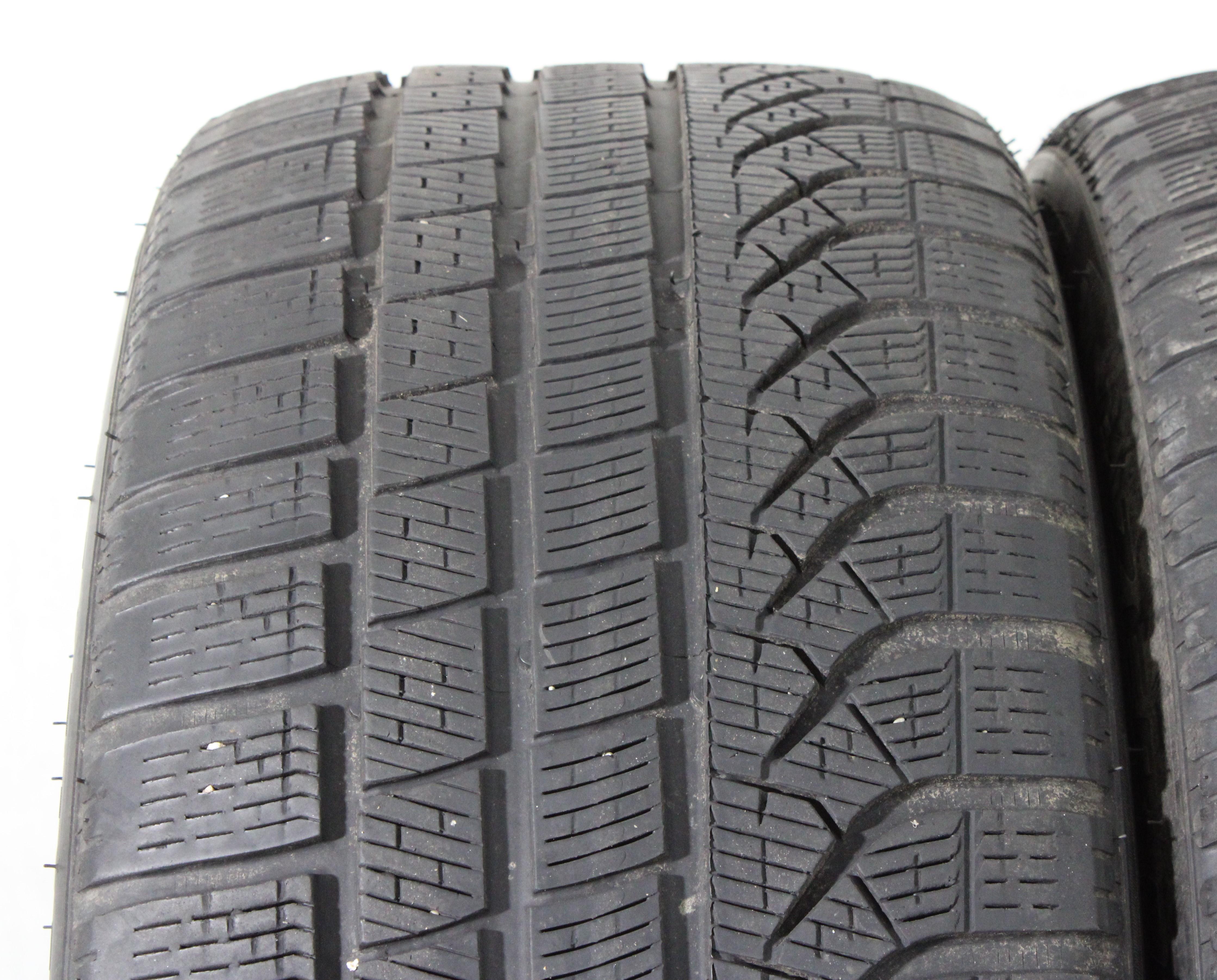 2 x 255/40R21 102H neumáticos de invierno Pirelli Pzero Winter * 5-5,5 mm 2025