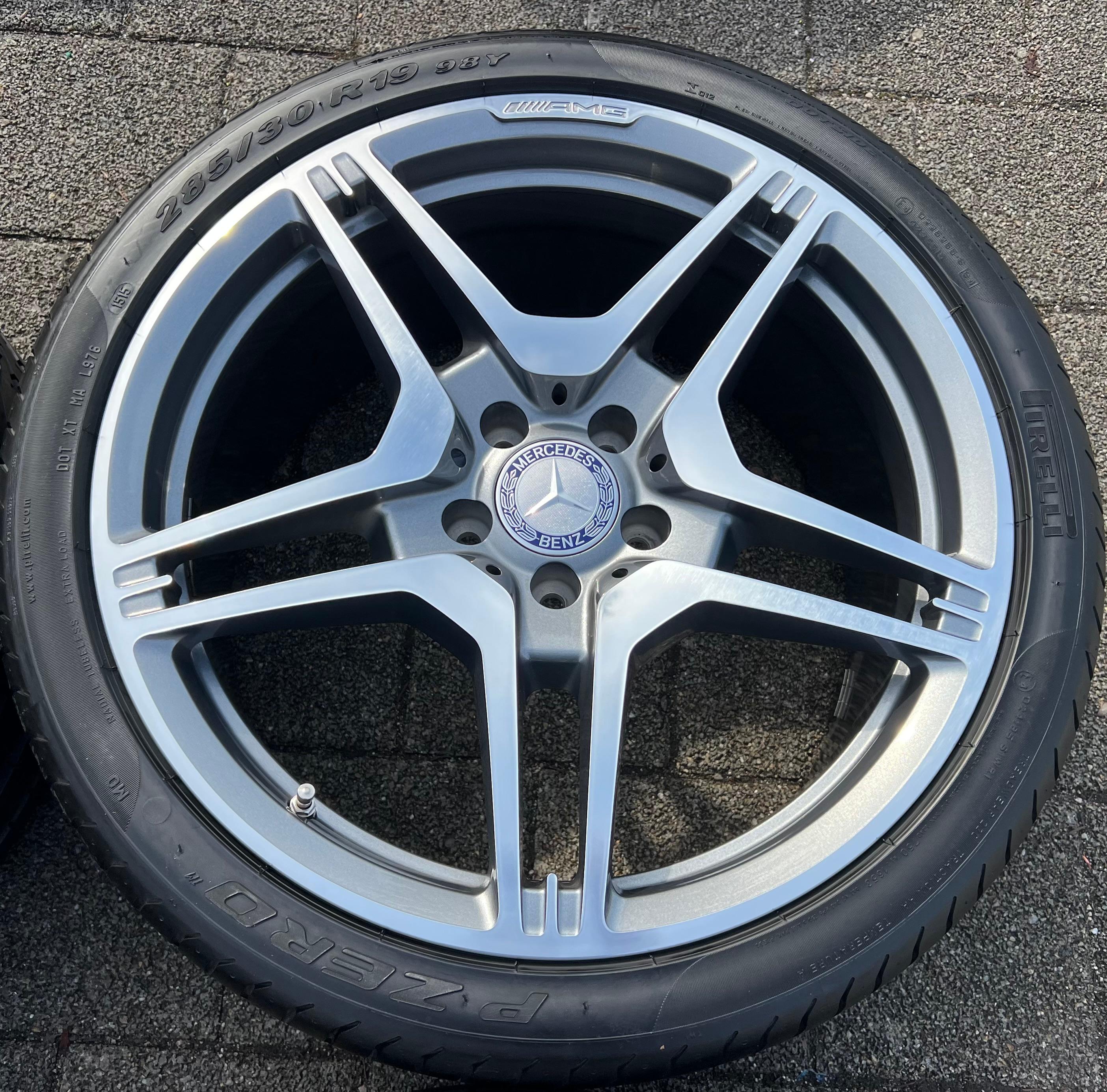 4 ORIGINAL 19" ALUFELGEN MERCEDES E-KLASSE W212 E63 AMG A2124012702 A2124012802