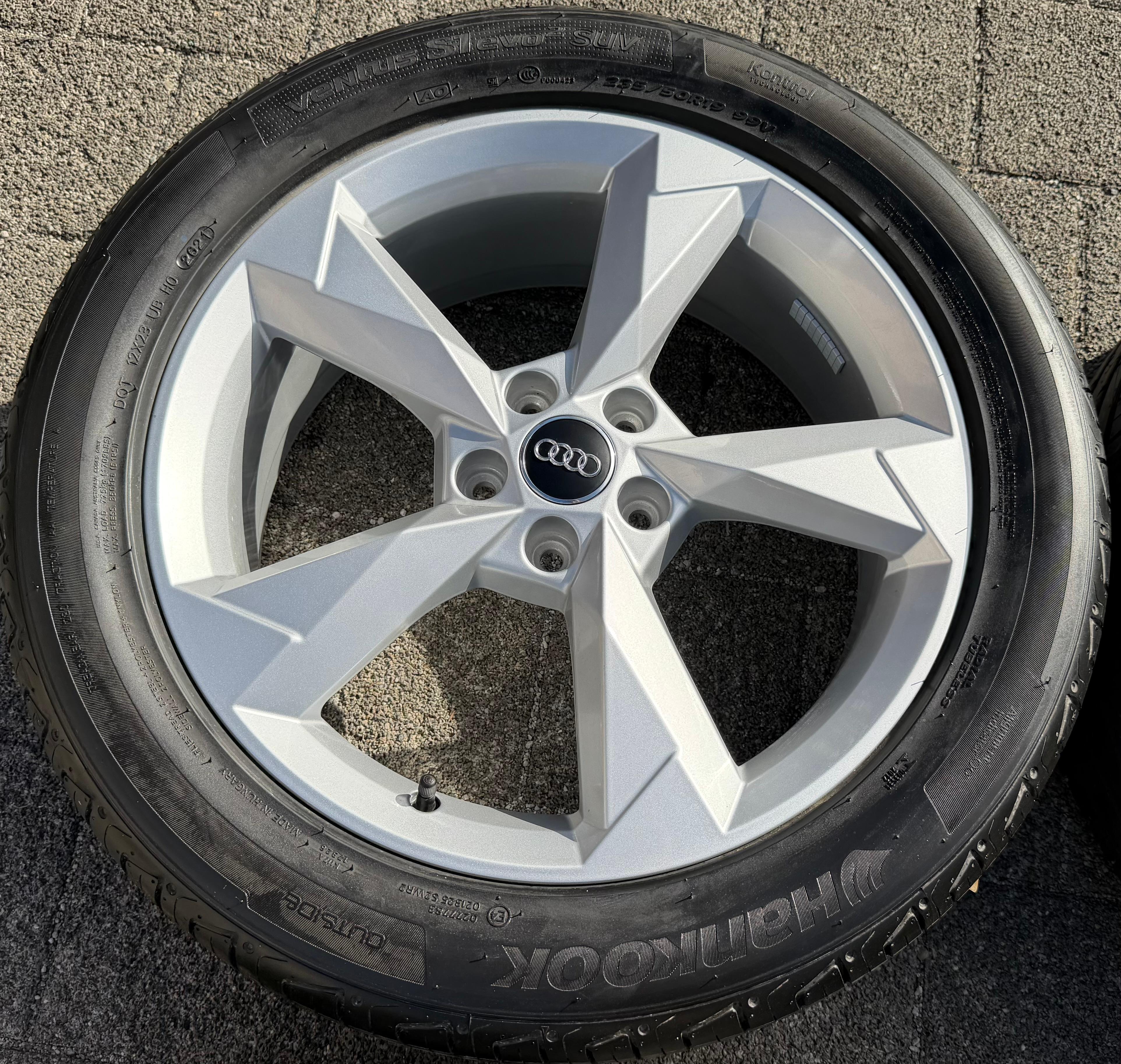 4 Original 19" Alu Sommerräder Audi Q3 F3B 83A 83A601025N 235/50R19 99V Hankook