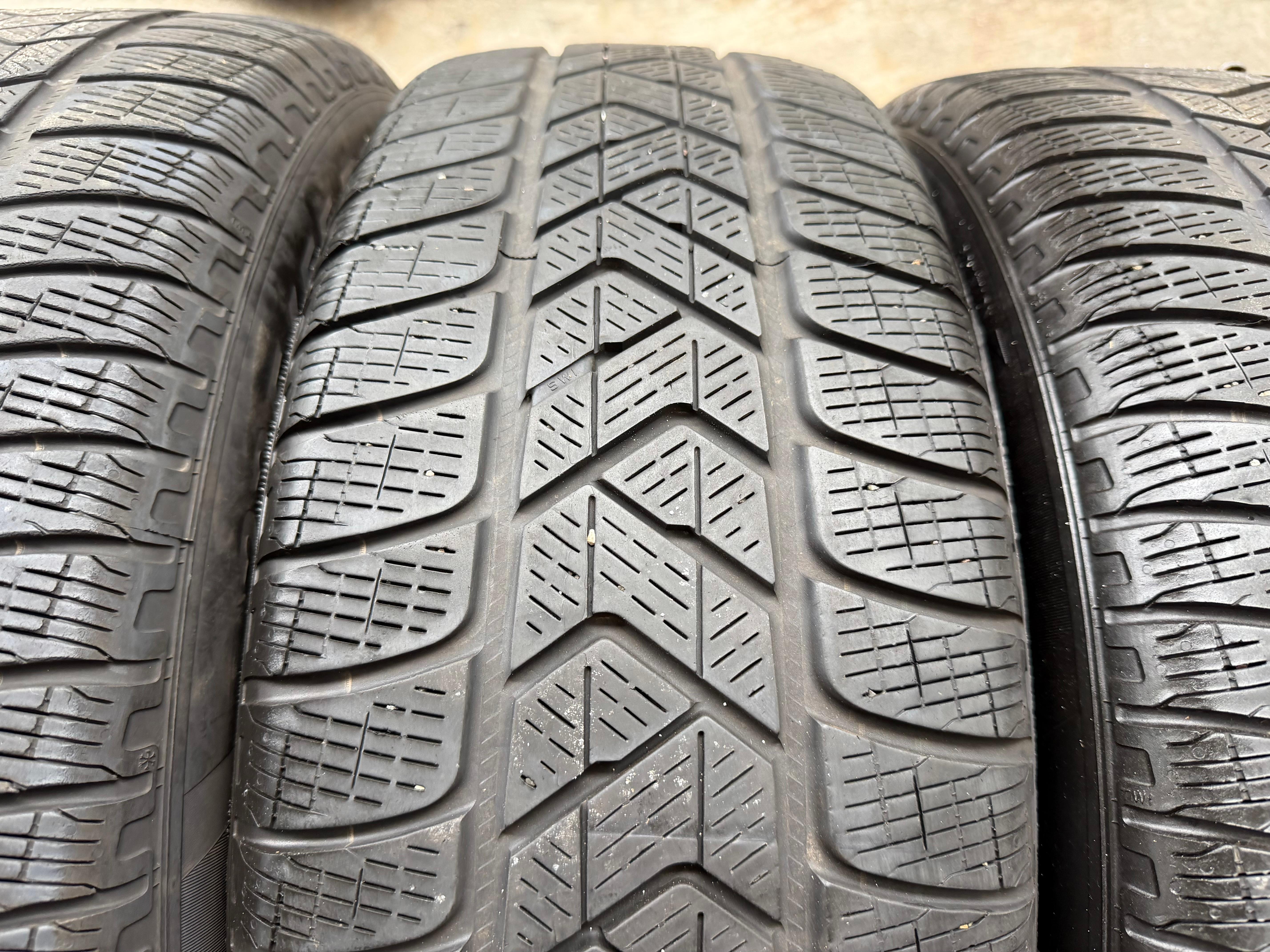4 Original 19" Alu Winterräder Audi Q5 SQ5 FY 80A601025K 235/55R19 101H Pirelli