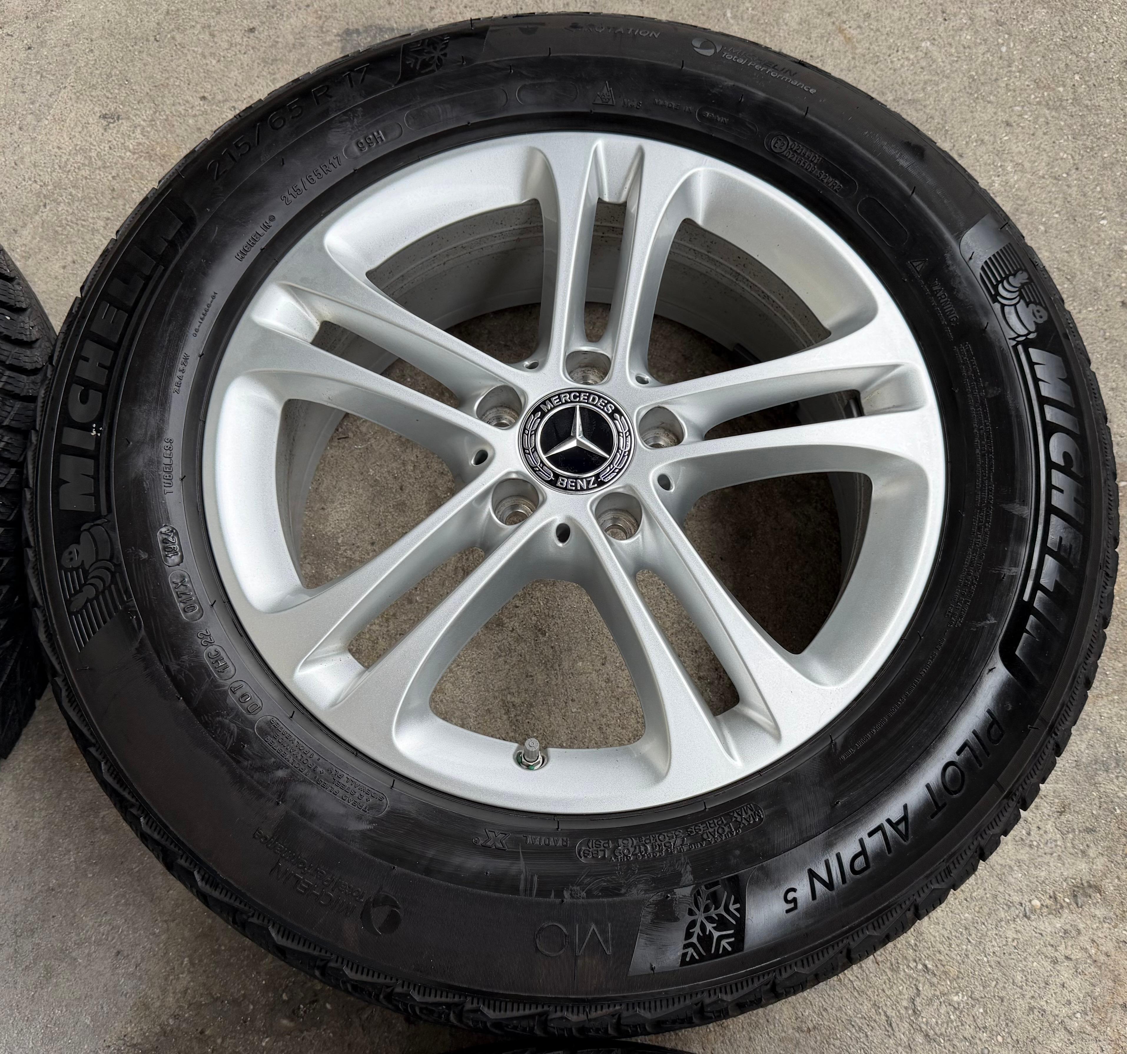 4 Original 17" Alu Winterräder Mercedes GLA H247 GLB X247 215/65R17 99H RDKS 2024