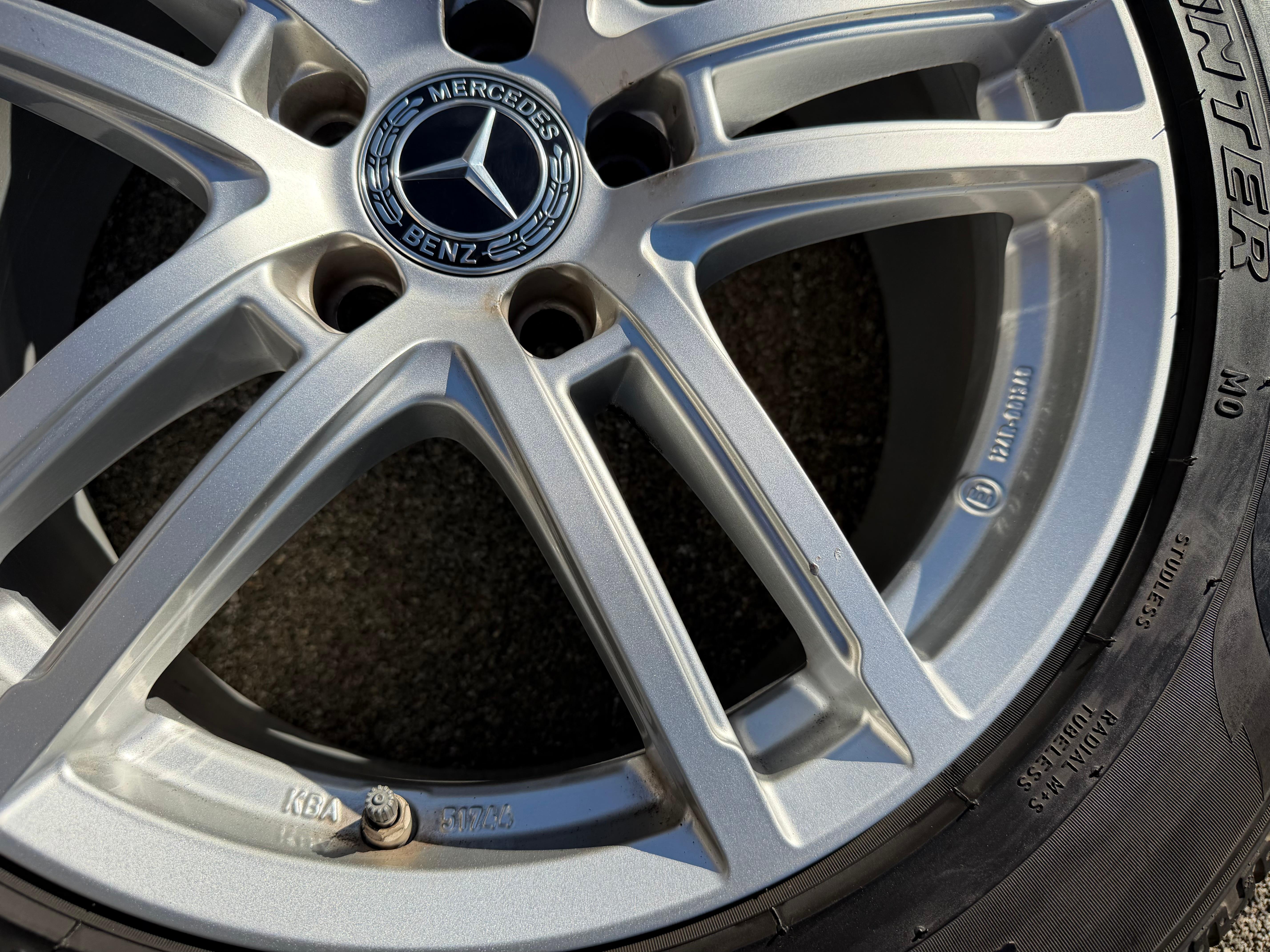 4 Alu 18" Winterräder Mercedes GLC X204 W253 235/60R18 103H 2021 RDKS Pirelli