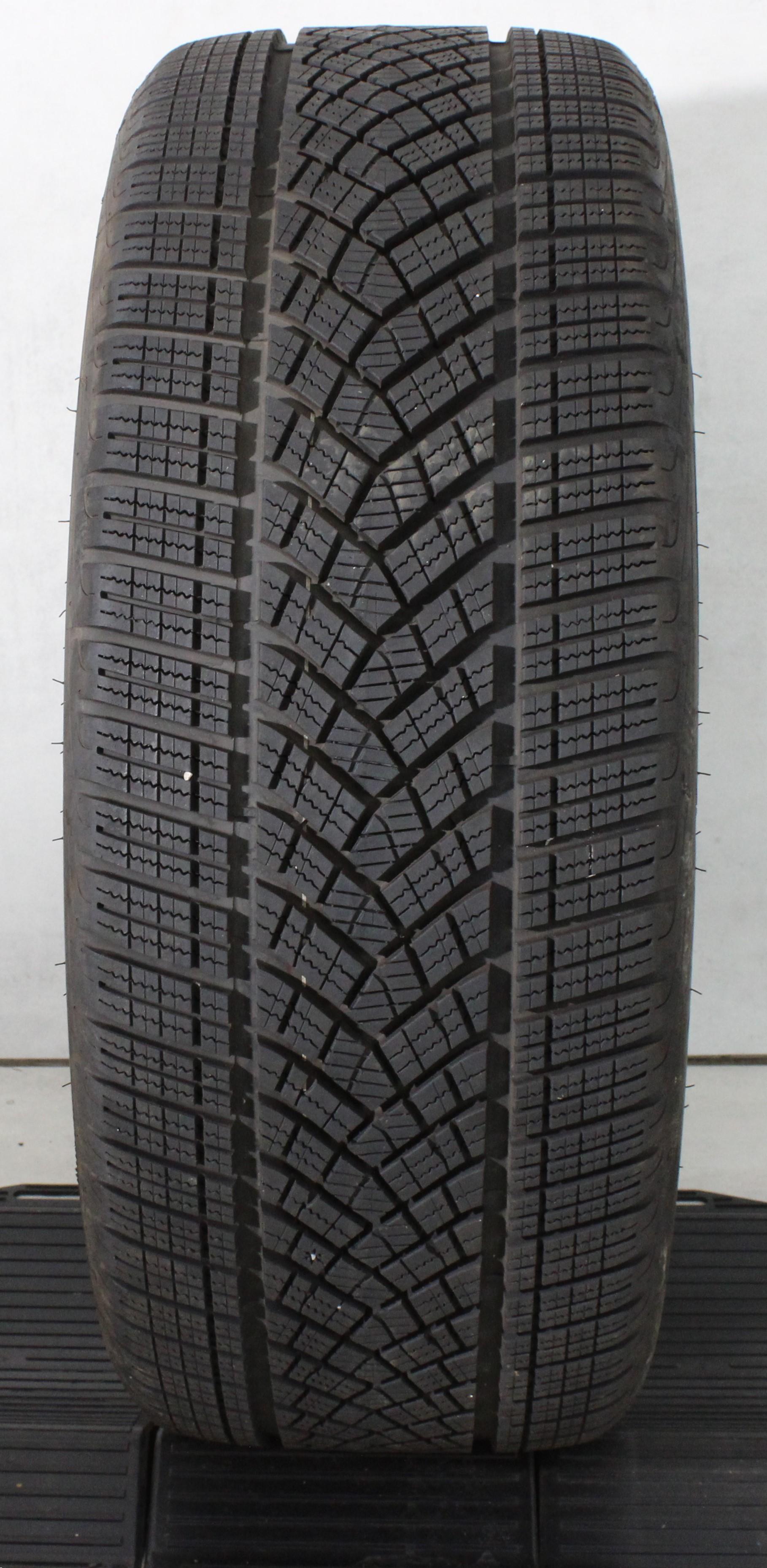 1 x 245/45R20 103V Winterreifen Goodyear Ultra Grip Performance GEN-1 NFO 7,5mm 2021