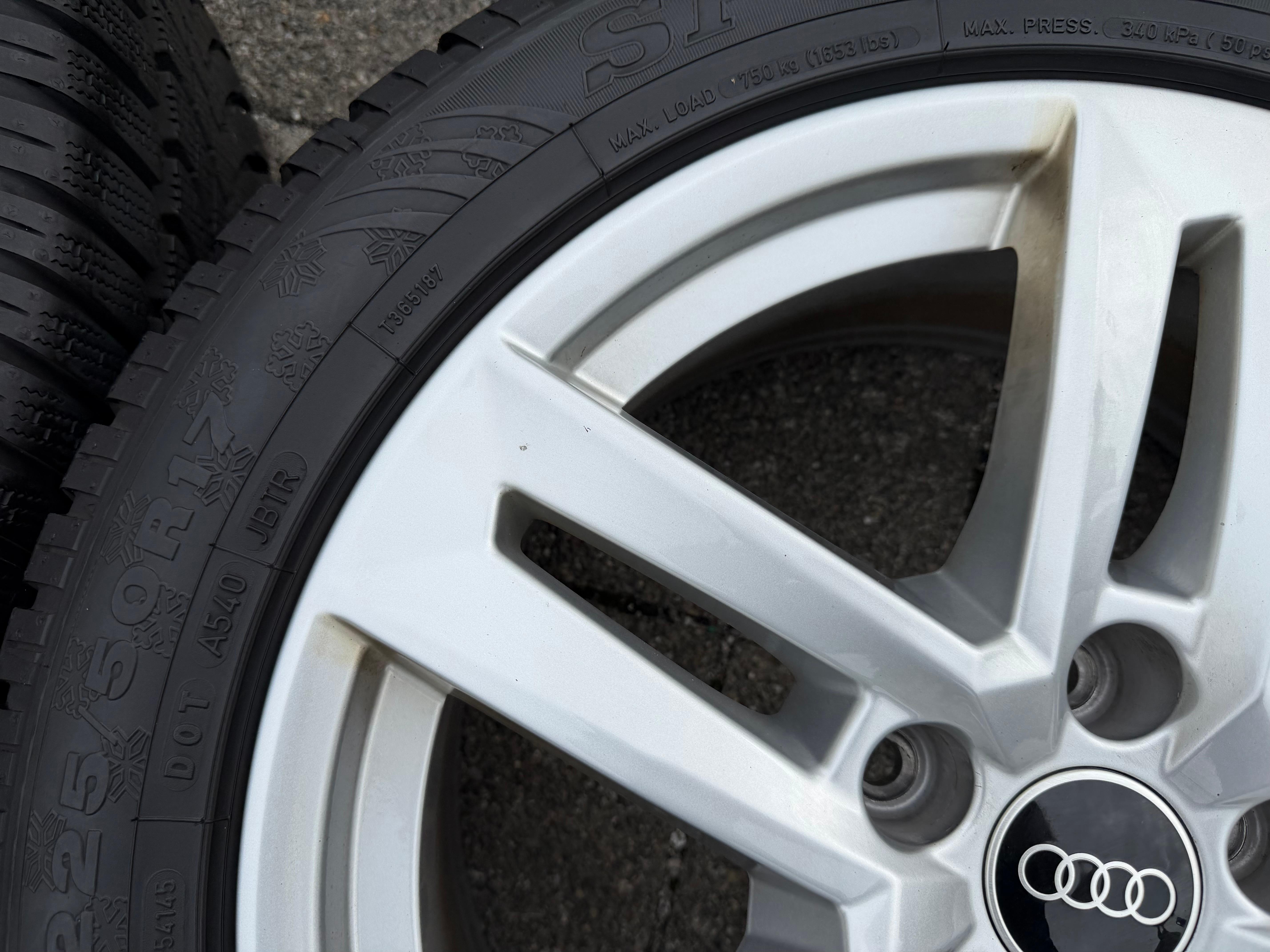 4 Original 17" Alu Winterräder Audi A4 B9 8W 8W0601025P 225/50R17 98H Dunlop 2021