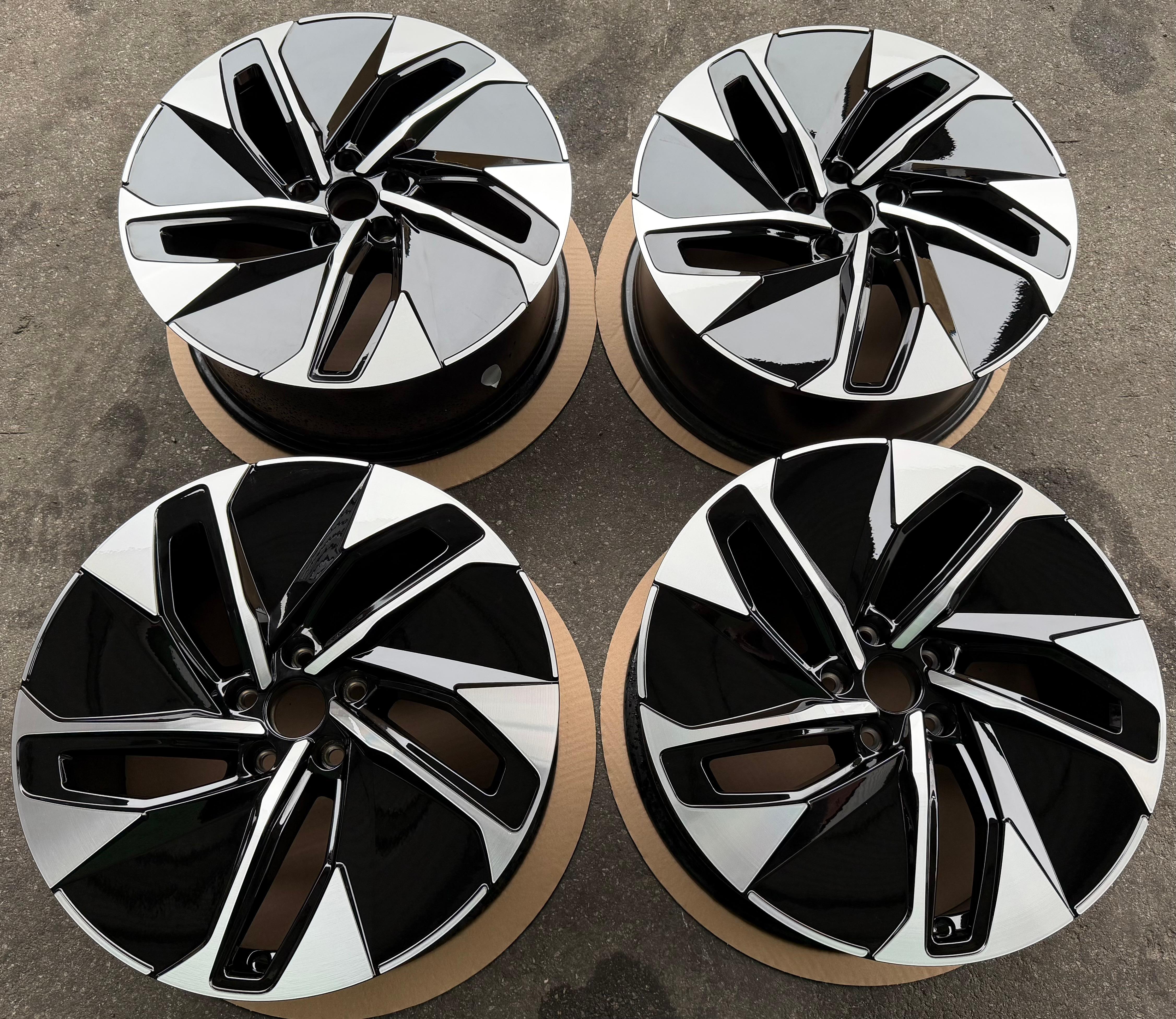 4 ORIGINAL 19" ALUFELGEN FELGEN VW ID4 ID.4 ID5 ID.5 11A601025 HAMAR NEU