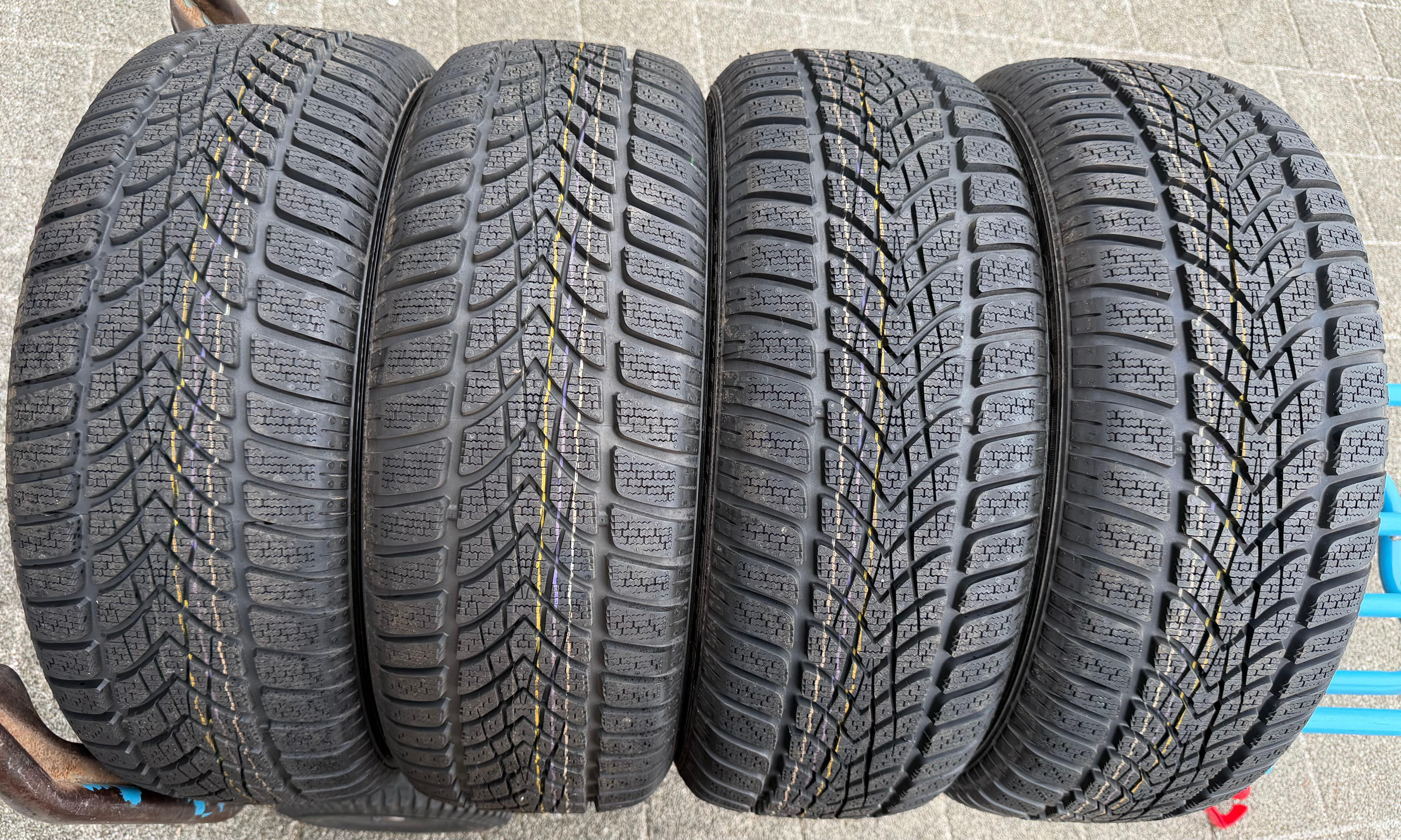 4 Winterräder VW Golf 7 Audi A3 8V Seat Leon 5F Skoda Octavia 5E 205/55R16 91H Dunlop