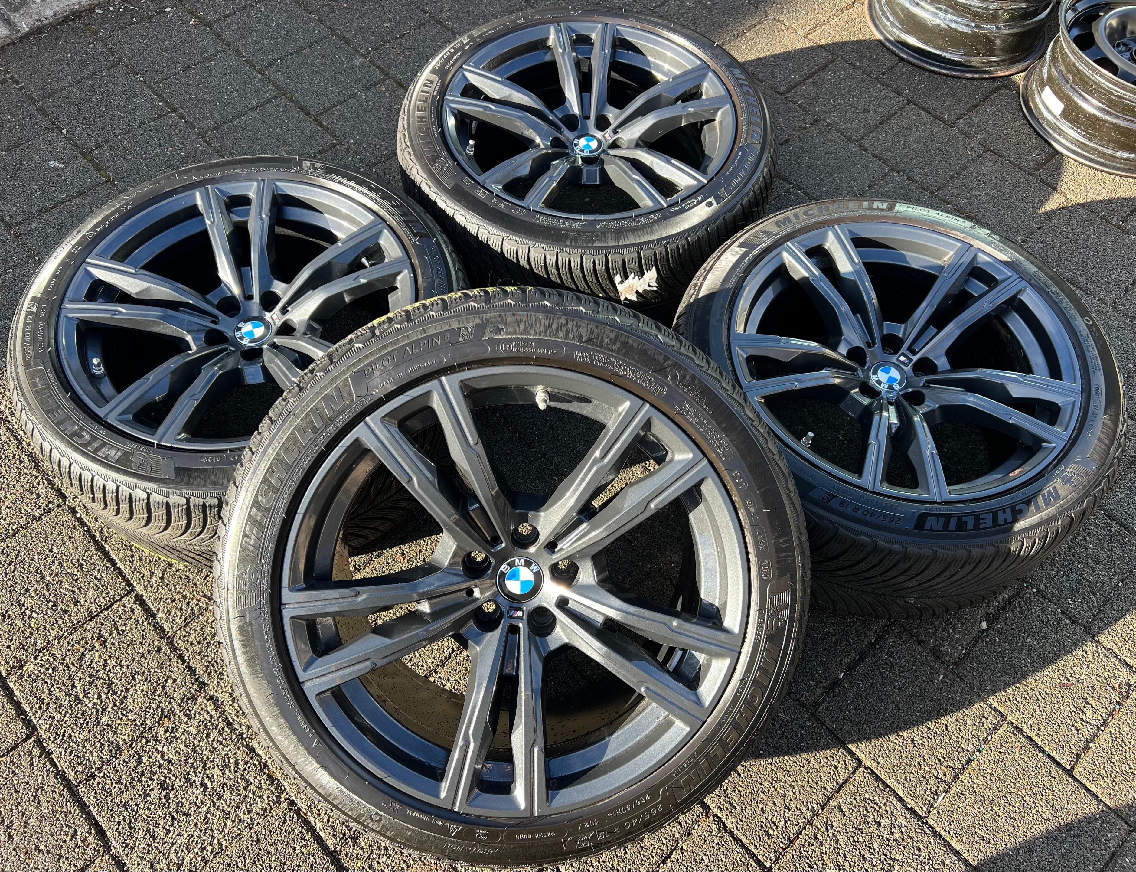 4 LLANTAS DE INVIERNO ORIGINALES DE ALUMINIO 19" BMW M5 F90 M8 F91 F92 F93 STYLING M812 ENTREGA GRATUITA
