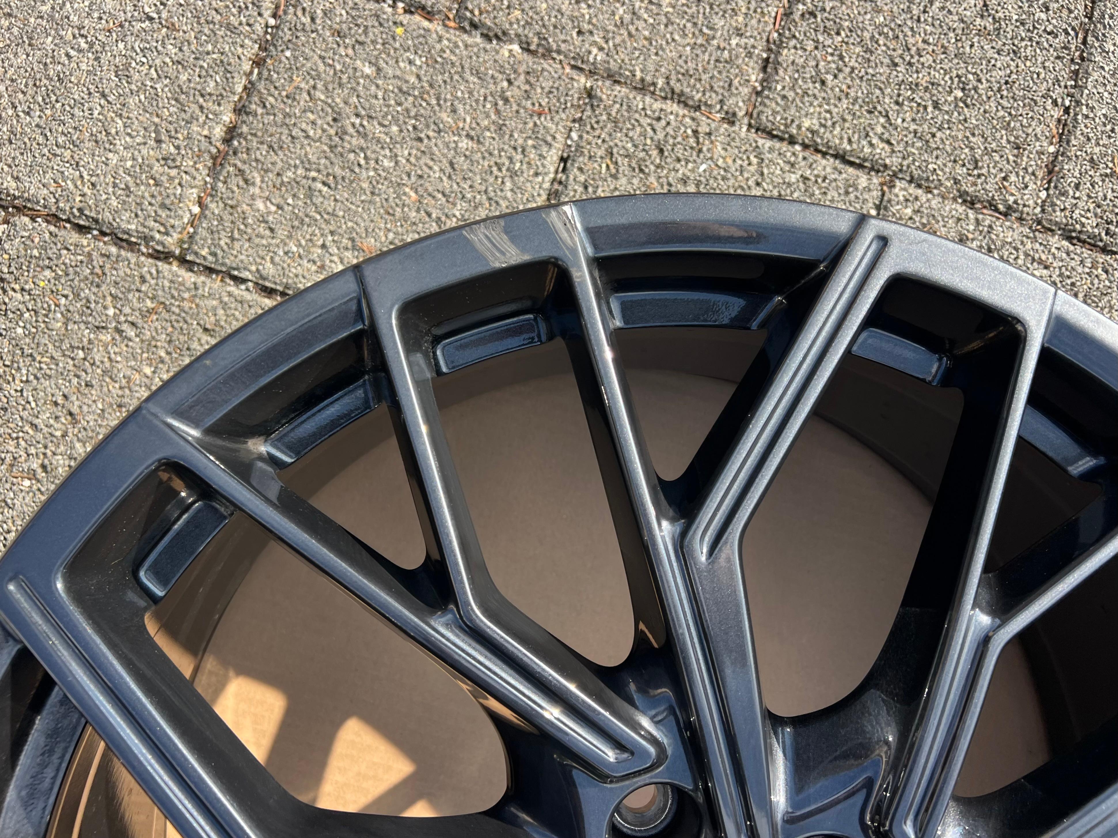 1 cerchio in lega originale da 21" per Audi A6 S6 Avant C9 4P 4P0601025R 8,5x21 ET43