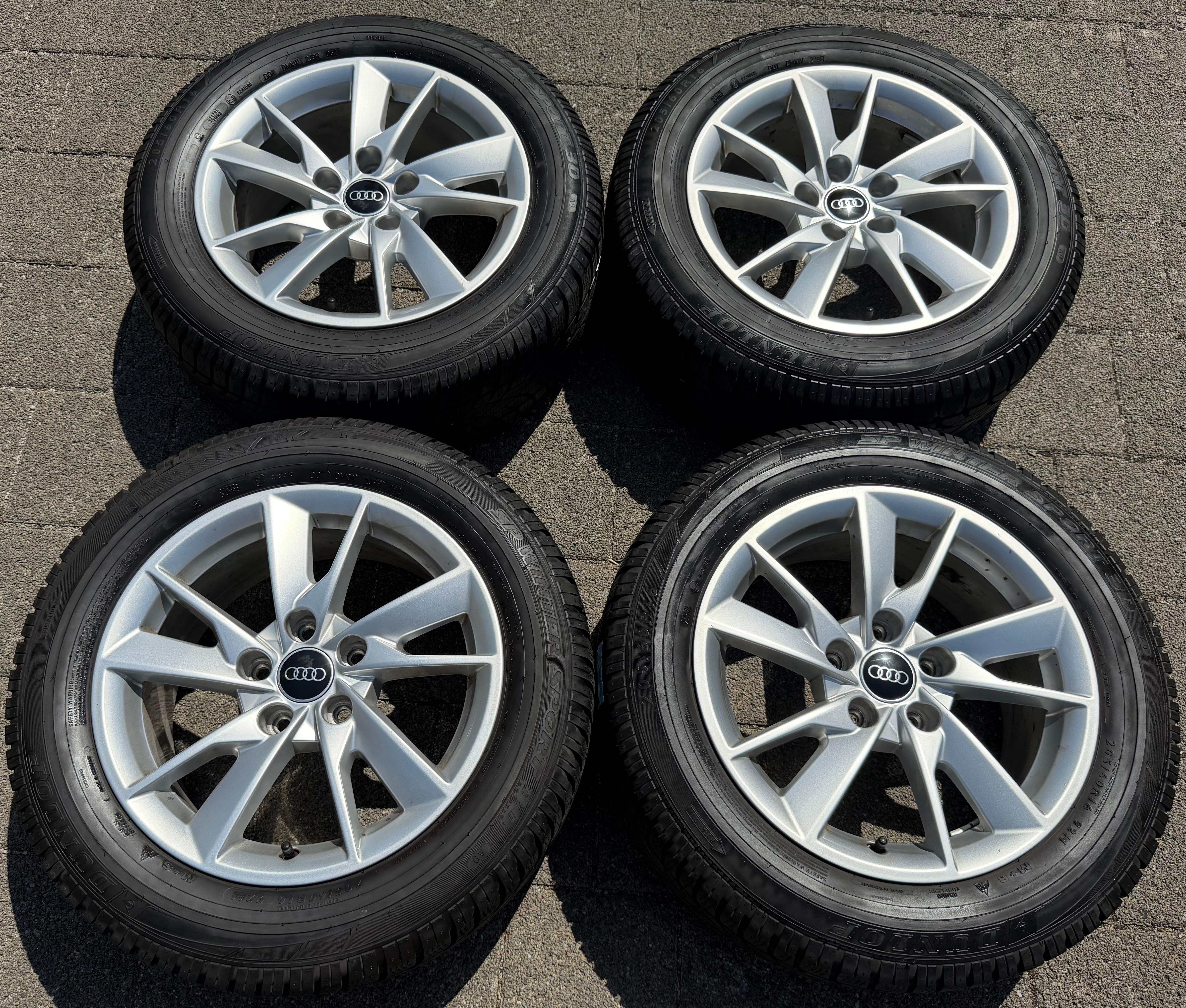 4 ruedas de aleación originales de invierno Audi A4 8W B9 8W0601025A 205/60R16 92H Dunlop