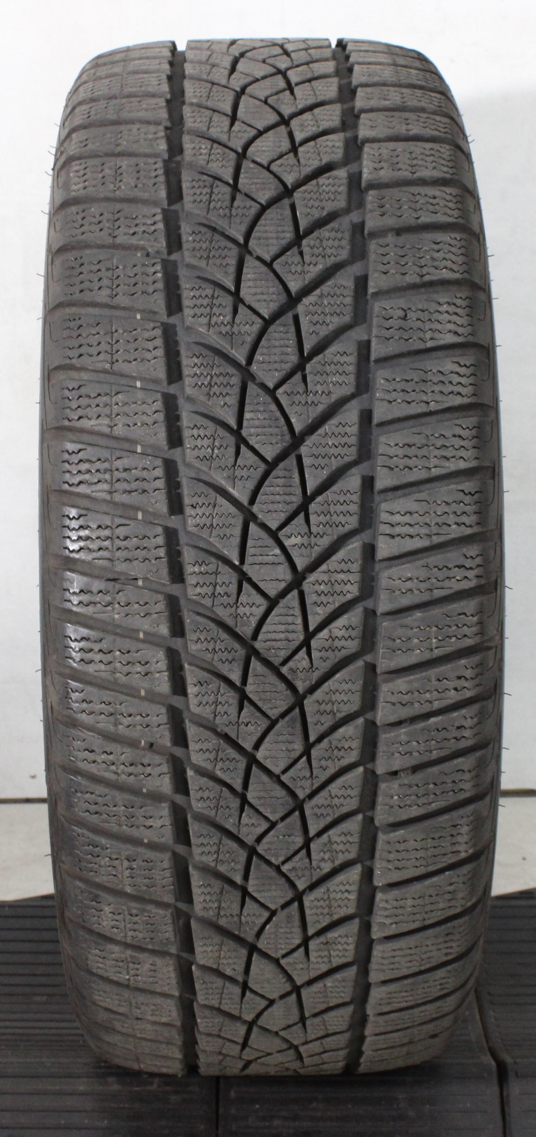 1 x 265/40R20 104V Winterreifen Goodyear Ultra Grip Performance GEN-1 AO 7mm 2023