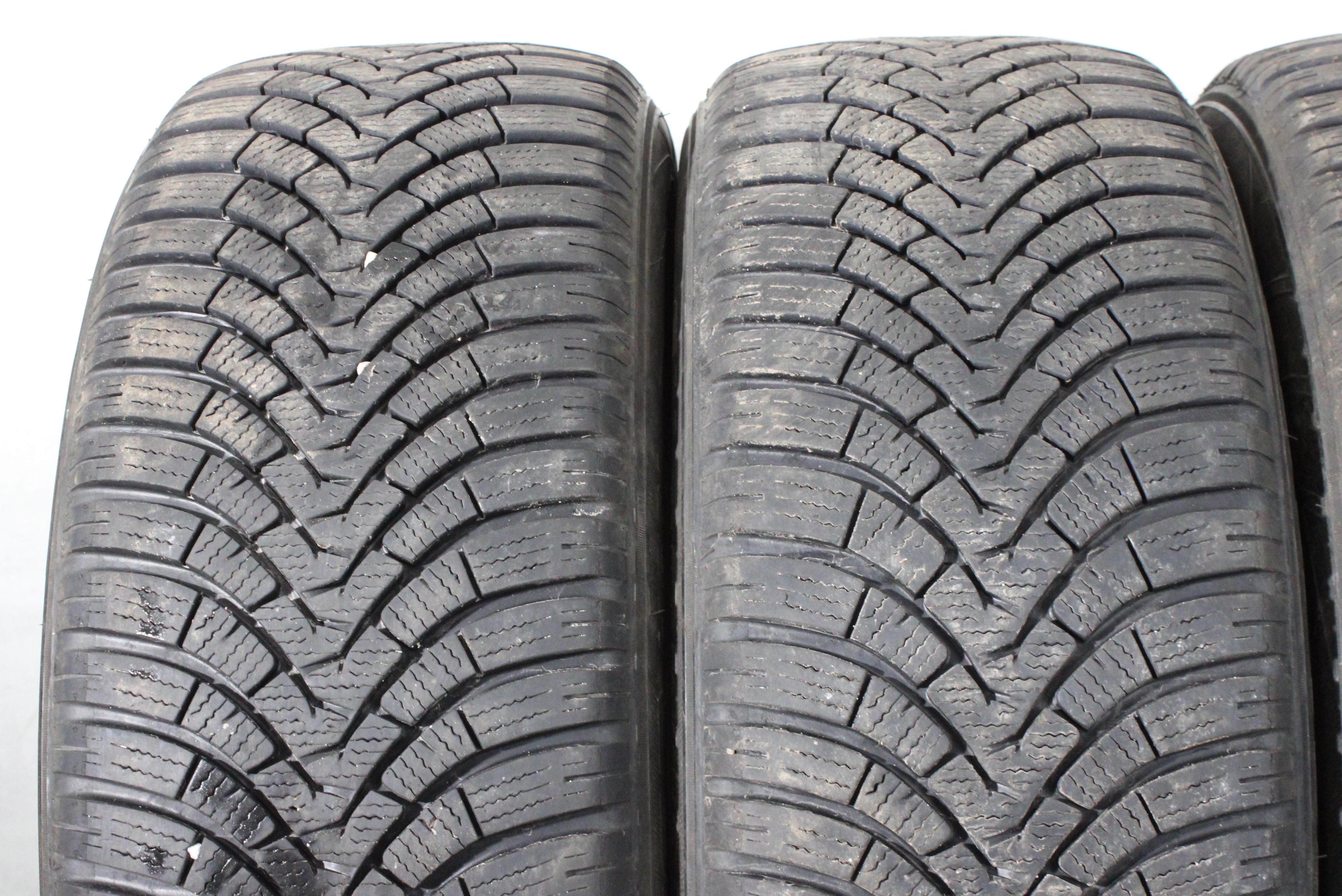 4 x 215/55R17 98V Winterreifen Falken Eurowinter HS01 1x5,5-6mm/2x6-6,5mm/1x7-7,5mm 2022 XL