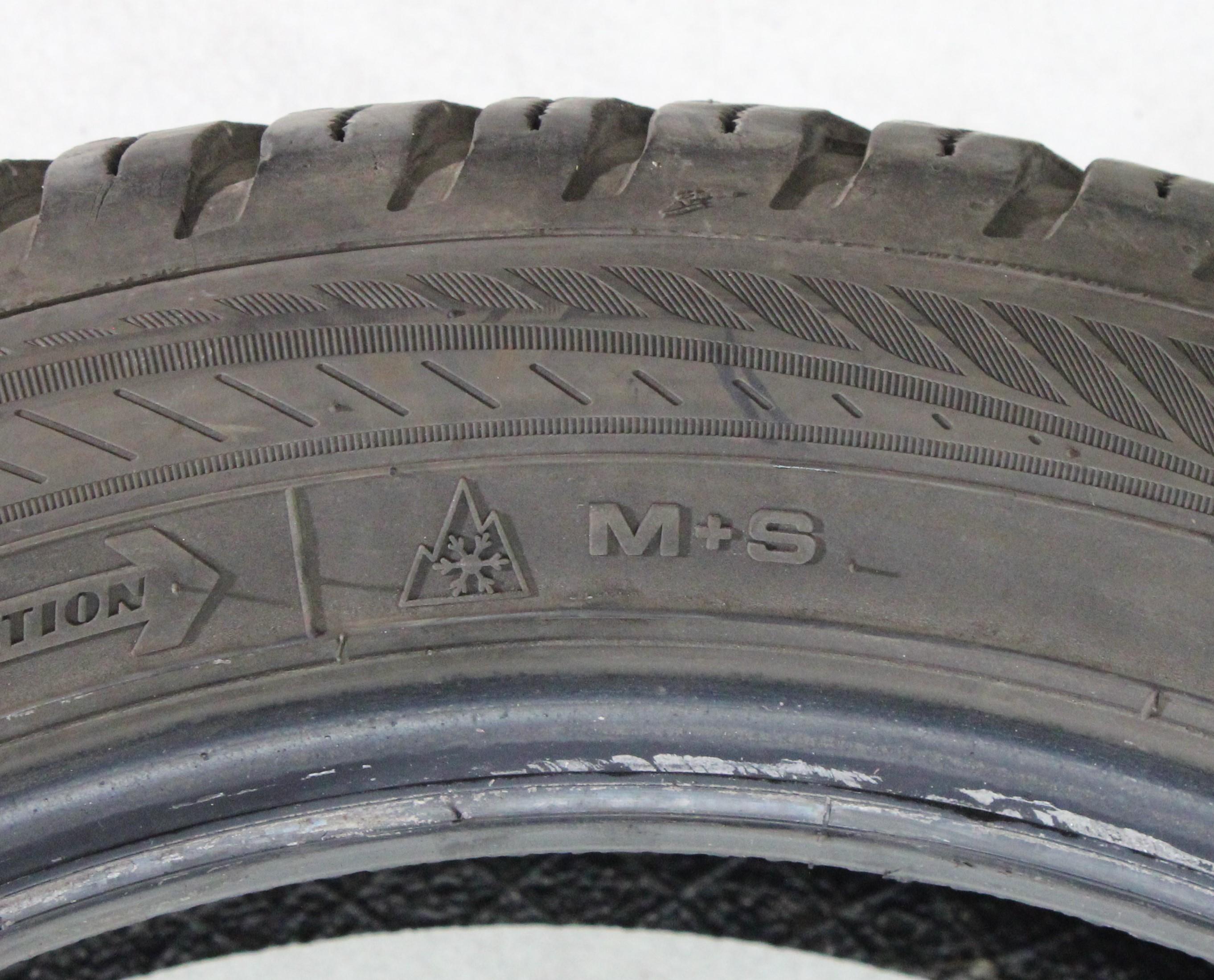 4 x 215/50R18 92W Ganzjahresreifen Goodyear Vector 4 Seasons GEN-3 2x5,5-6mm/2x6,5-7mm 3x2021/1x2024