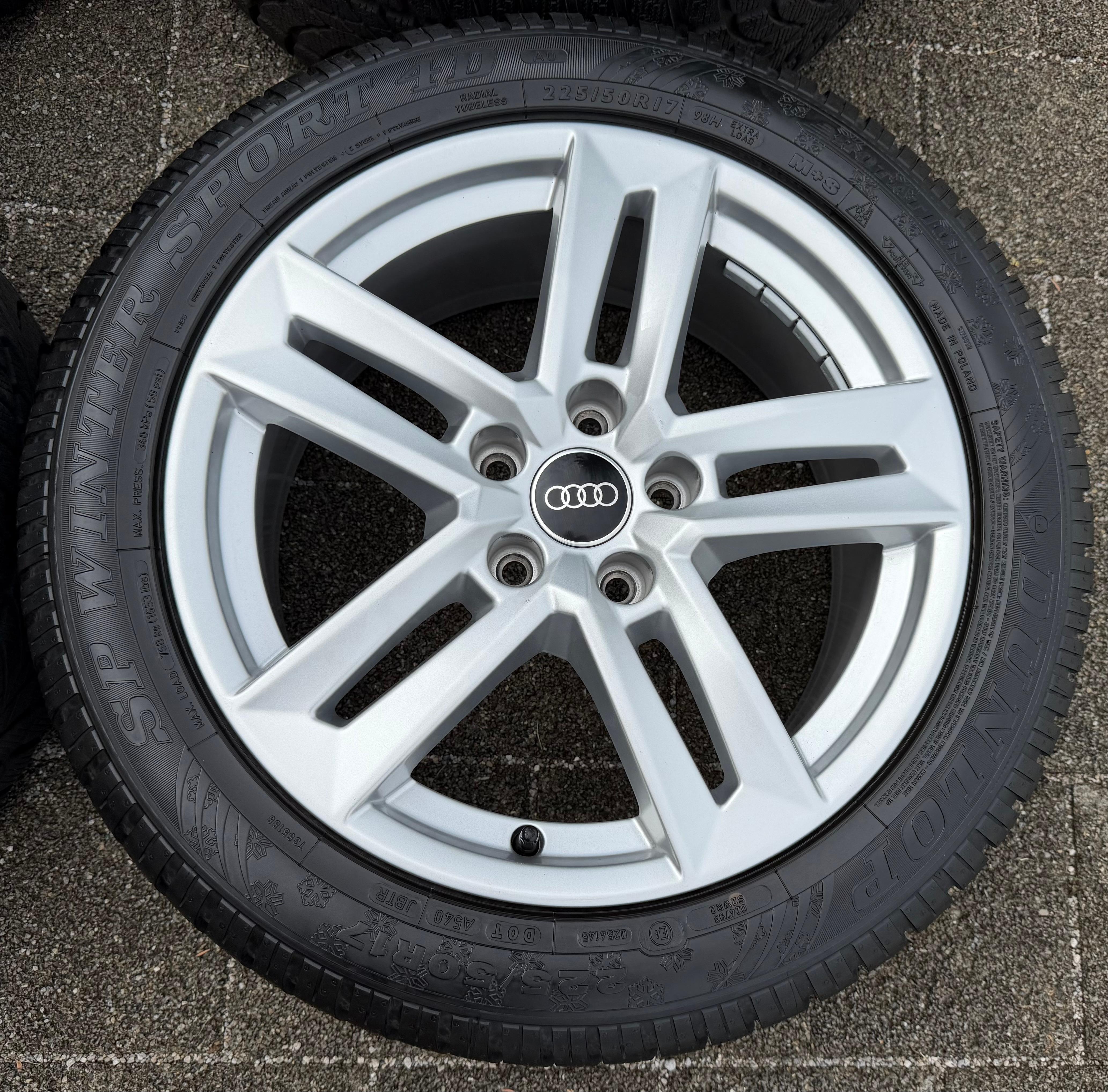 4 Original 17" Alu Winterräder Audi A4 B9 8W 8W0601025P 225/50R17 98H Dunlop