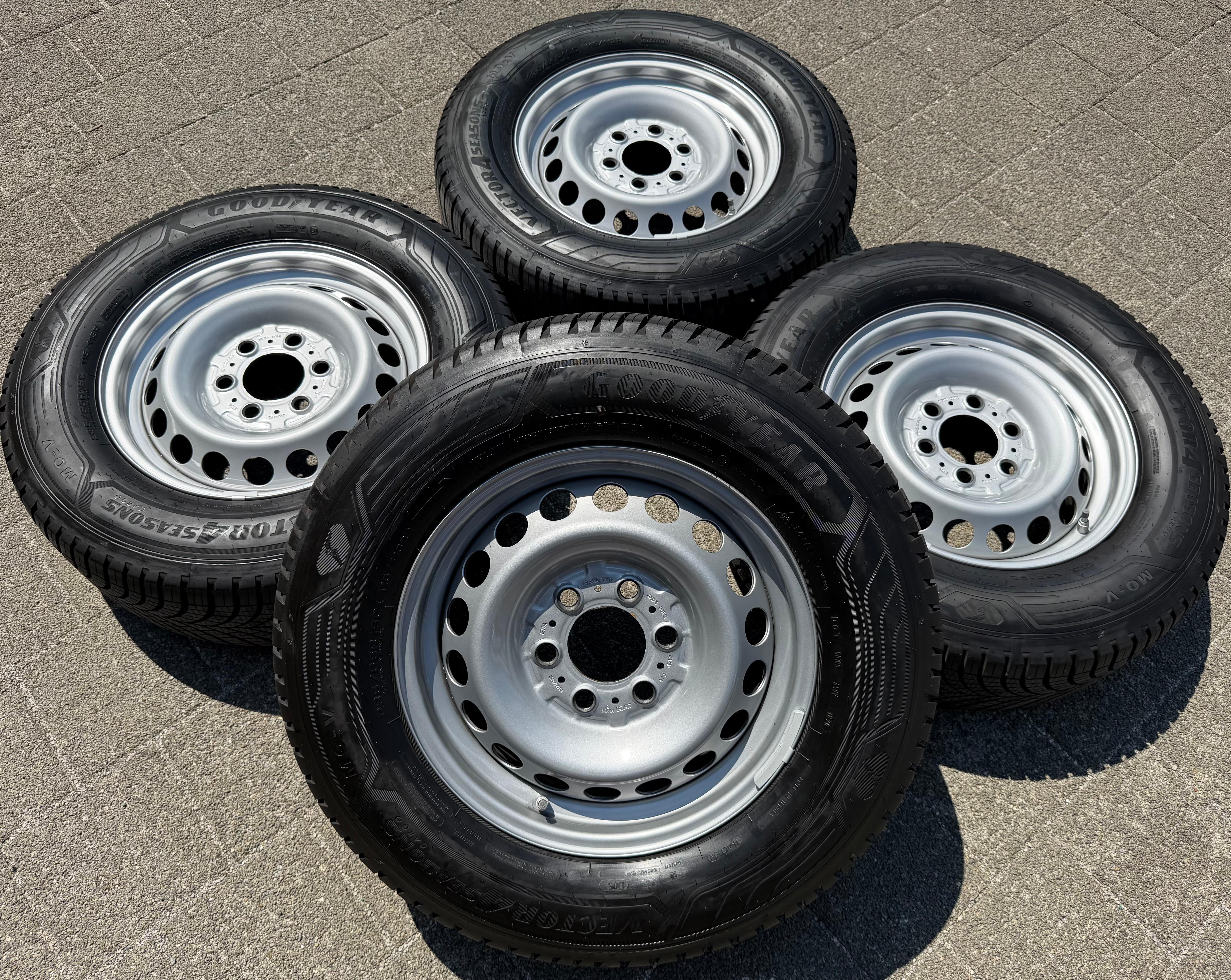 4 Allwetterräder Mercedes Sprinter W906 W907 235/65R16C 115/113R 2026 Goodyear