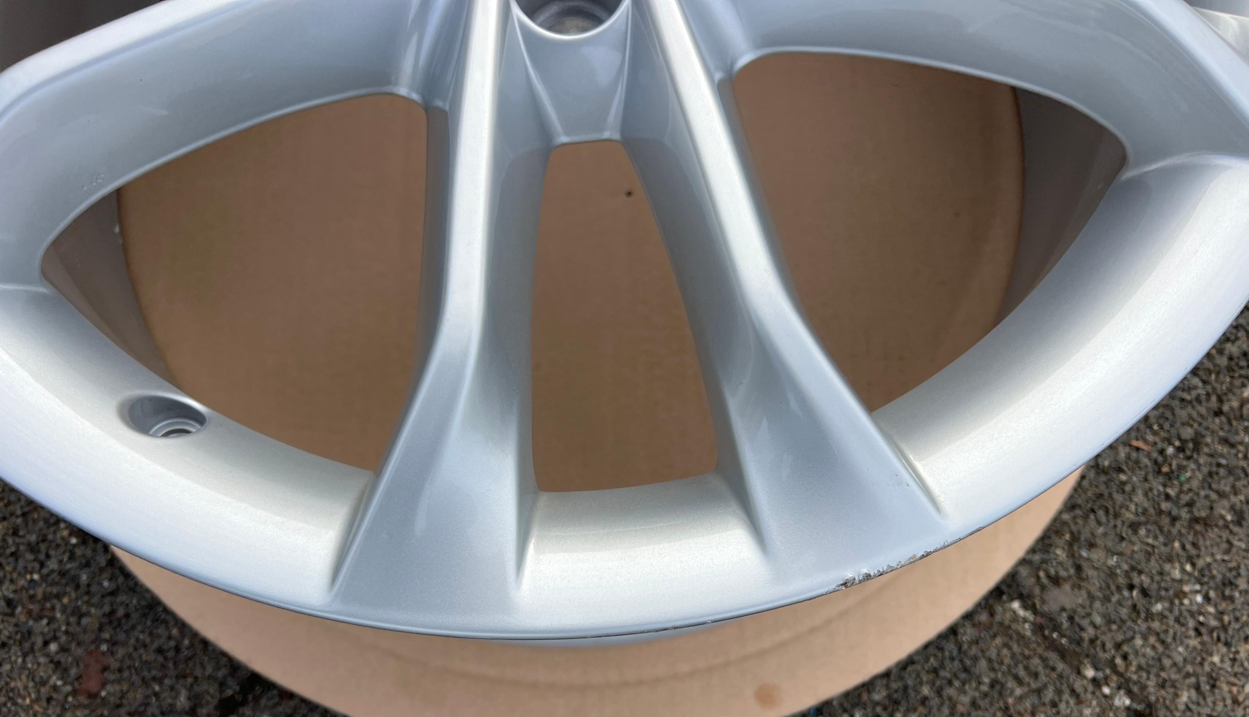 1 X ORIGINAL 18" ALUFELGE FELGE AUDI Q3 8U 8U0601025R 7x18 ET43