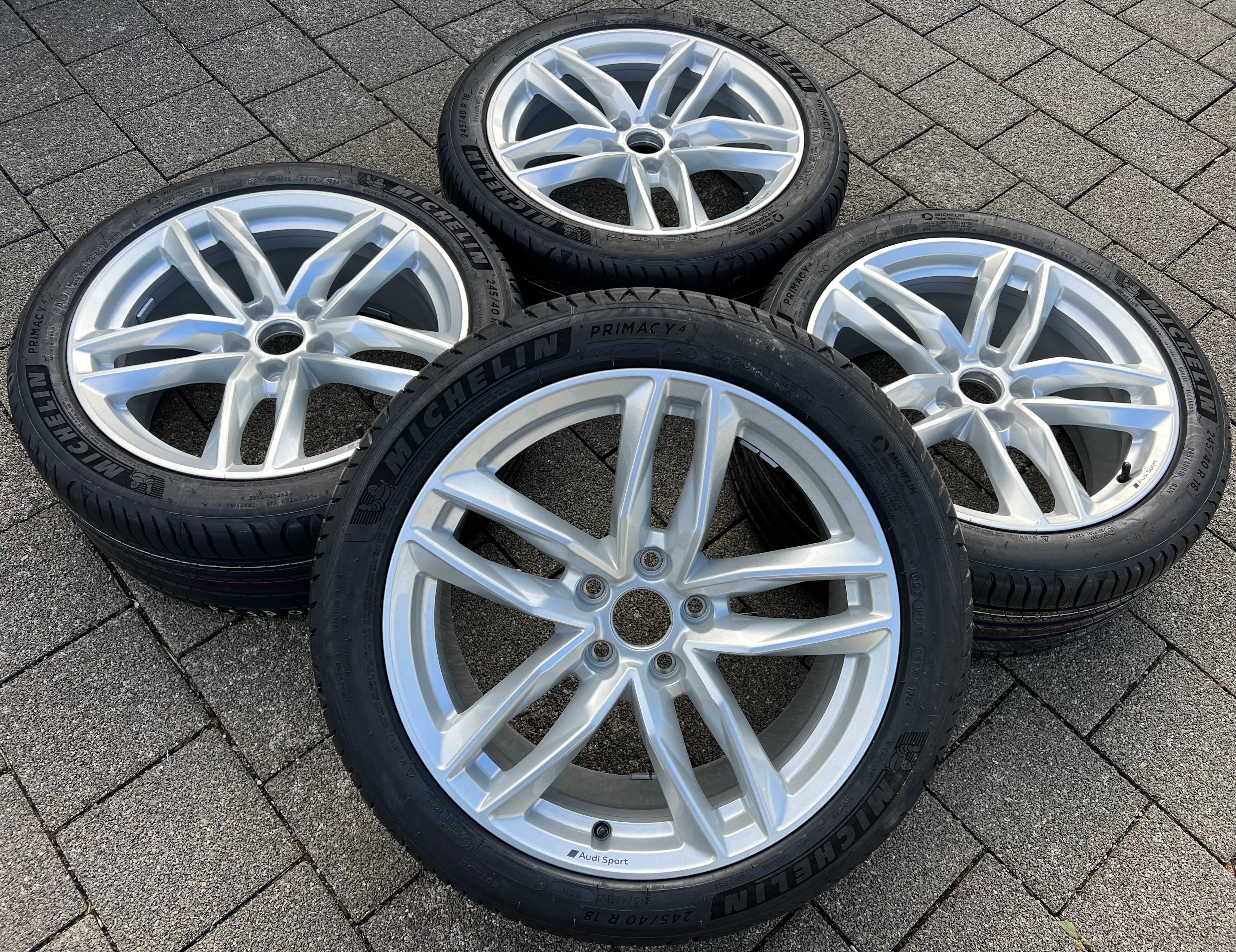4 ROUES D'ÉTÉ ORIGINALES 18" EN ALU AUDI A4 S4 8W B9 8W0601025HK 245/40R18 93H 2024 NEUVES