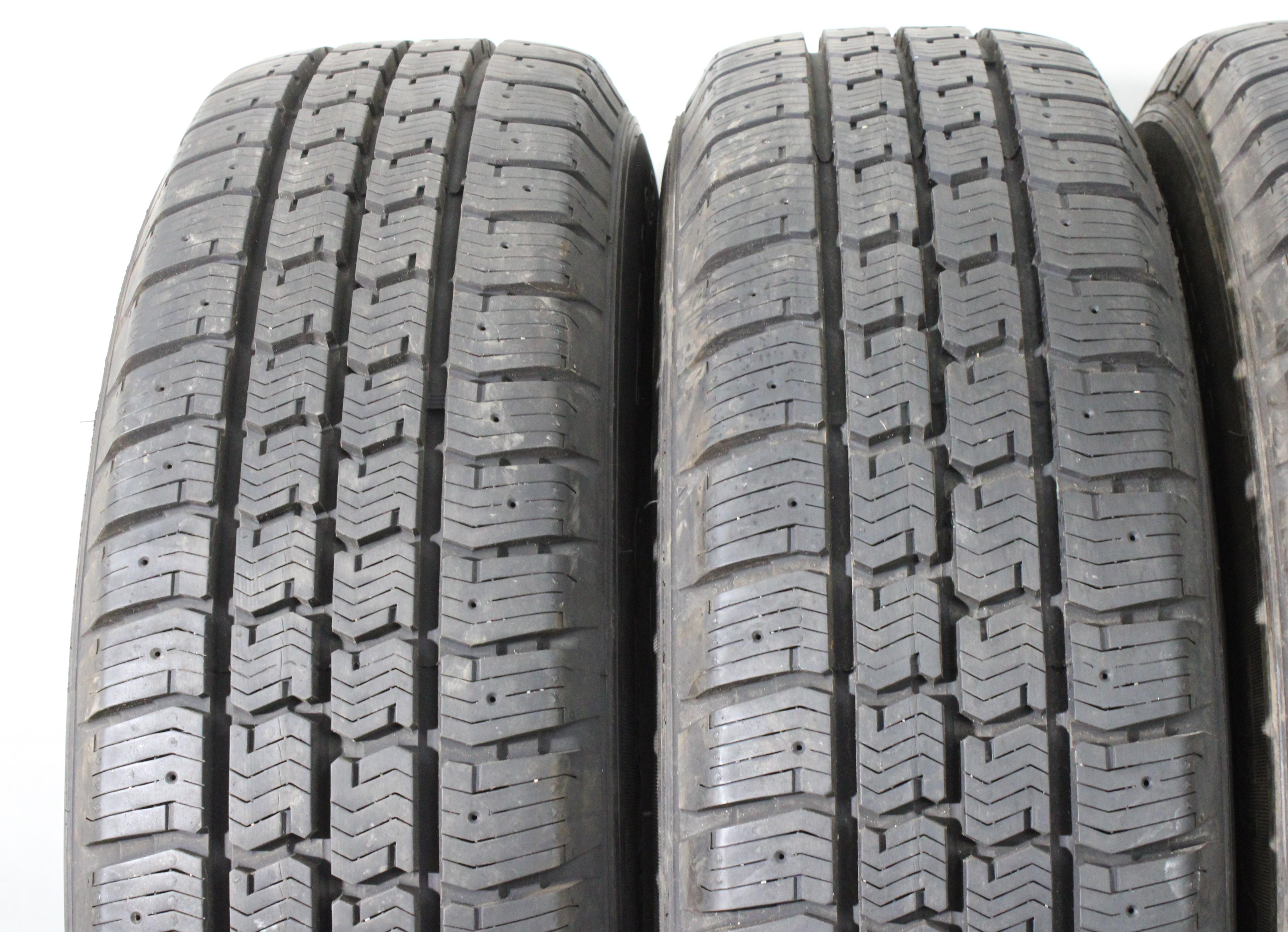 4 x 215/75R16C 113/111R pneus hiver Fulda Conveo Trac 2 2x9-9,5mm/2x10mm 2020