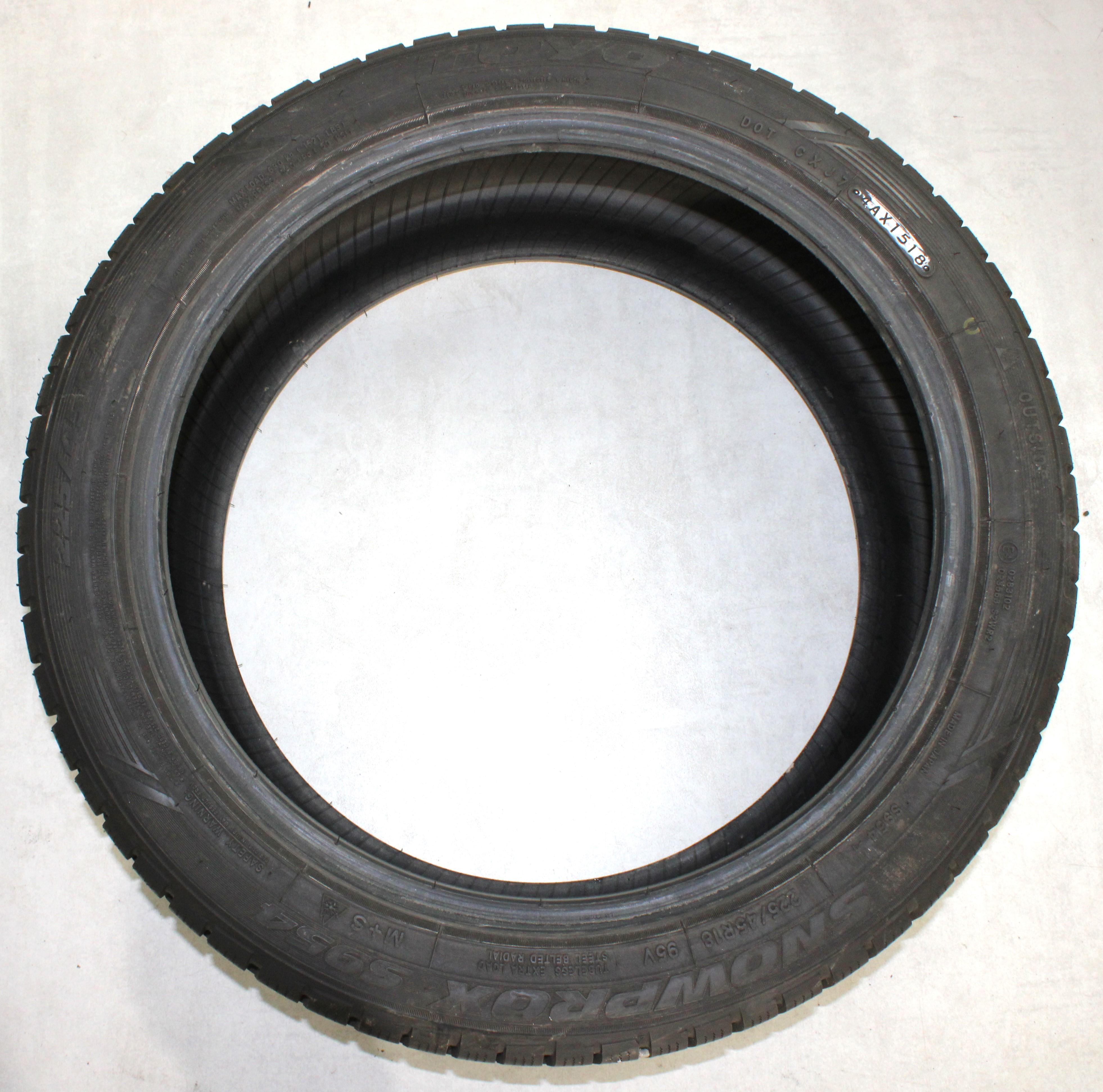 4 x 225/45R18 95V Winterreifen Toyo SnowProx S954 7,5-8mm 2018