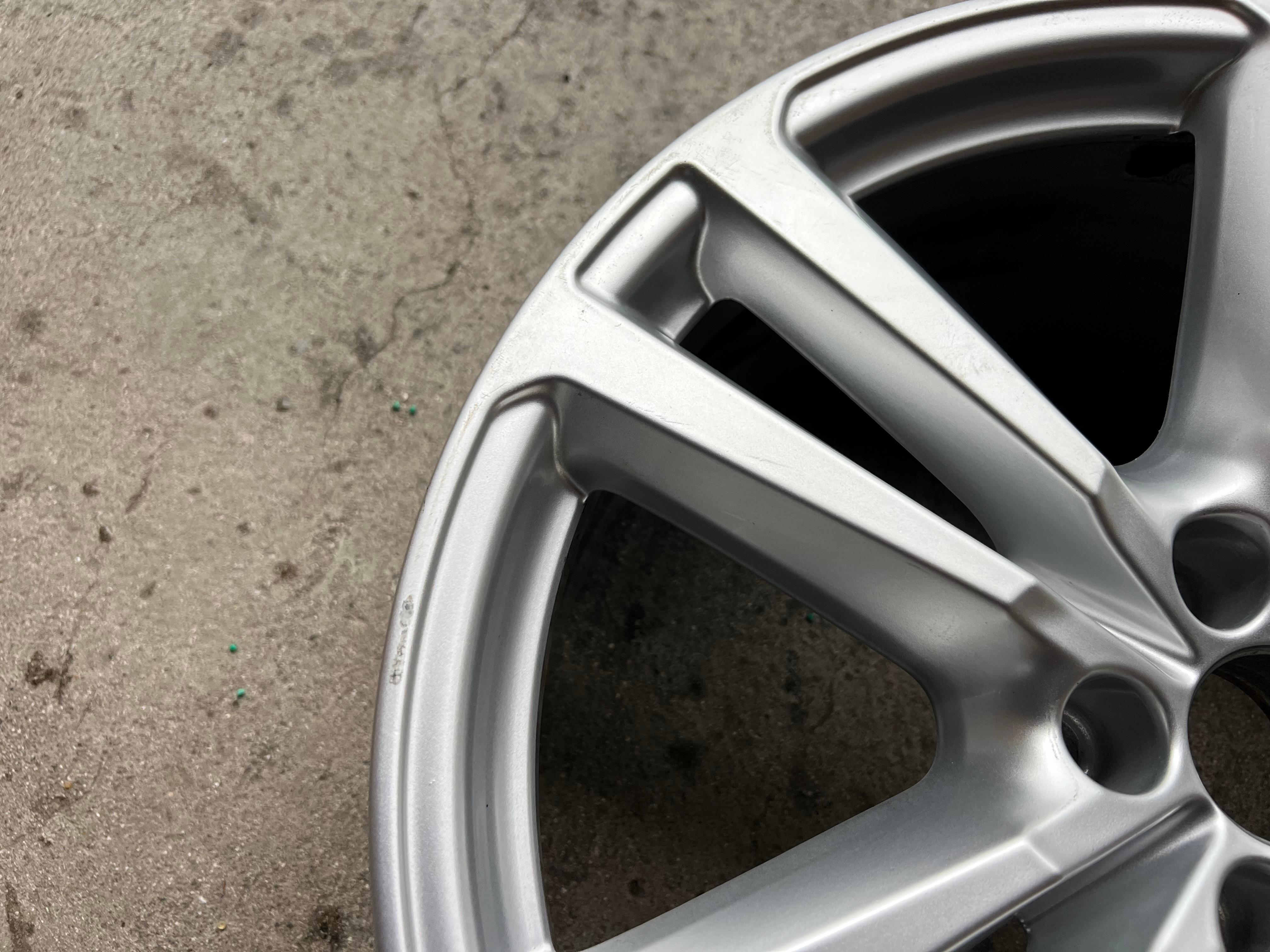 1 X ORIGINAL 20" ALUFELGE FELGE AUDI Q7 SQ7 4M 9x20 ET28 4m0601025H FREIHAUS