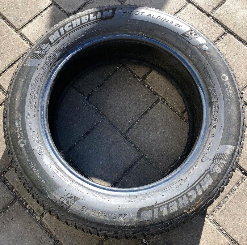 1 x 225/60R18 104H Winterreifen Michelin Pilot Alpin 5 ZP Runflat 8mm 2019