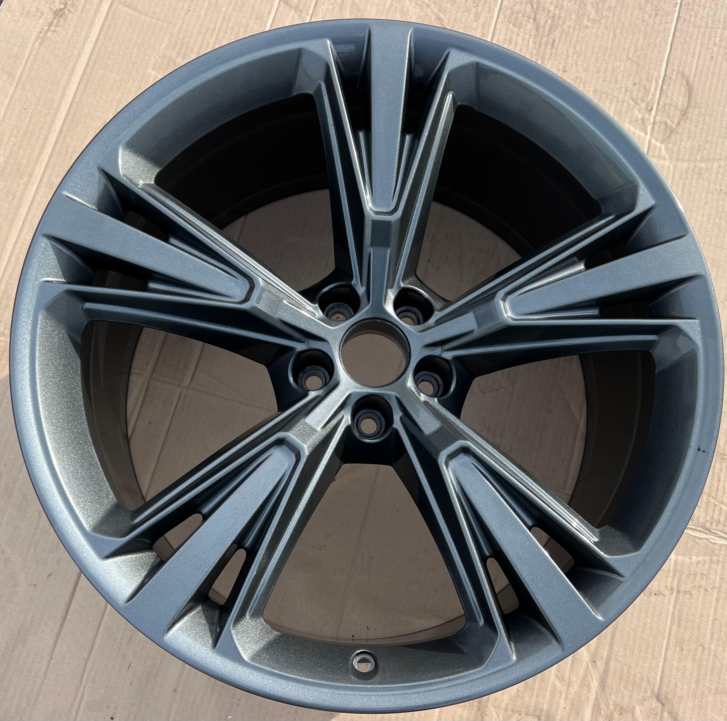 1 X JUPE ORIGINALE 21" ALU AUDI Q8 SQ8 4M 4M8601025BC 10Jx21 ET20 JUPE FREEHAUS
