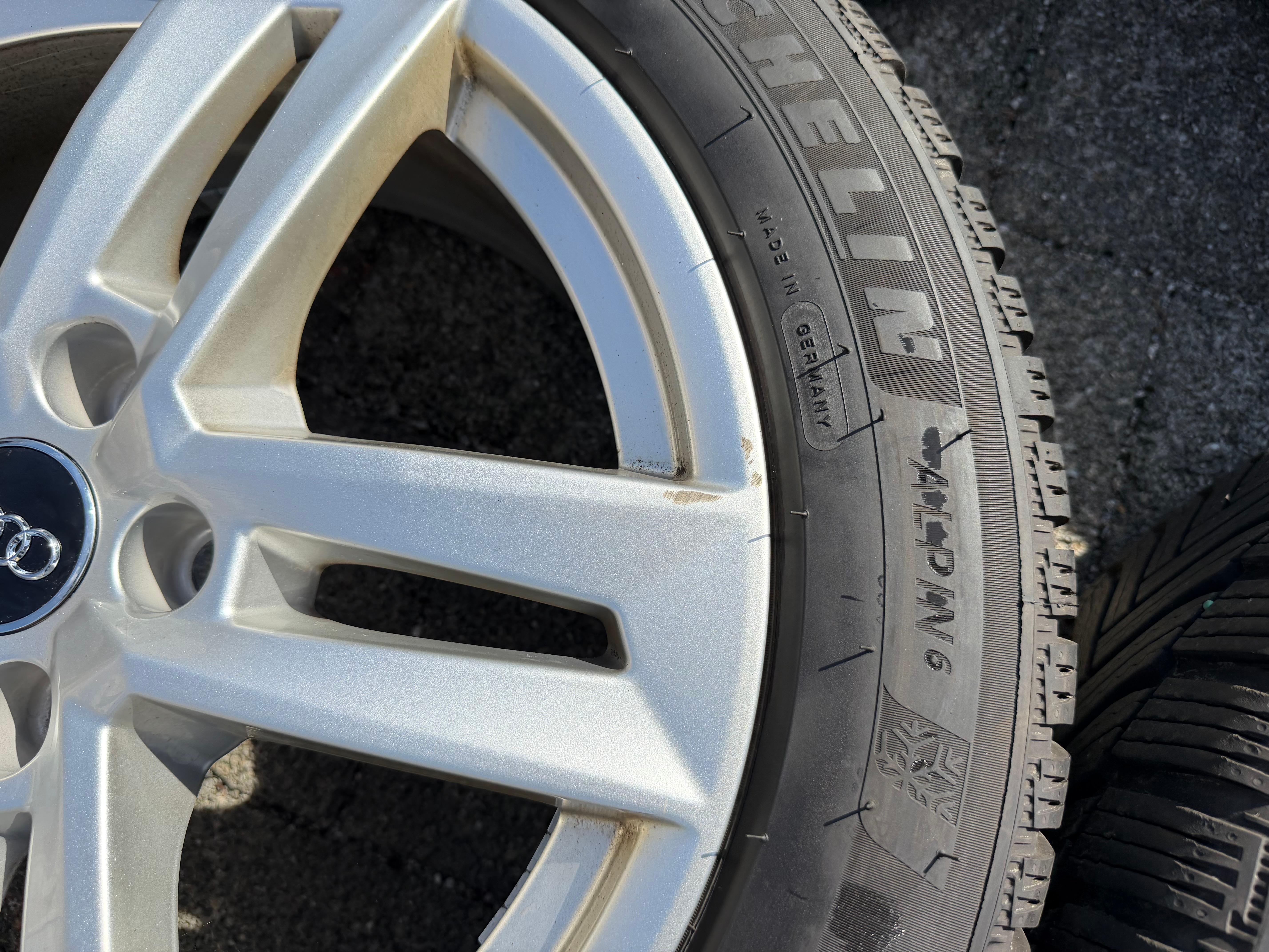 4 Original 17" Alu Winterräder Audi A4 B9 8W 8W0601025P 225/50R17 98H Michelin 2023