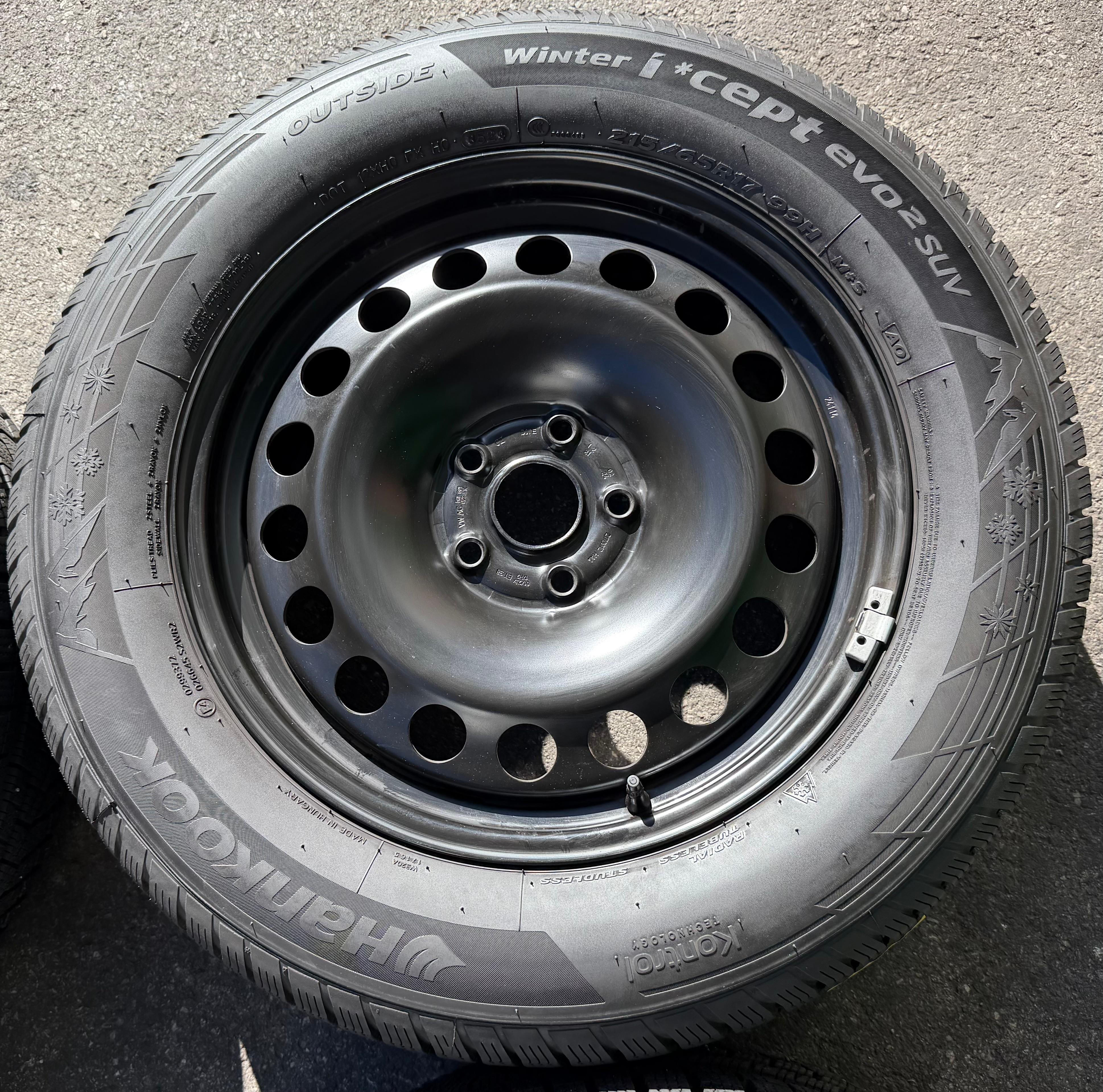 4 ruedas de invierno Audi Q3 F3 Seat Tarraco Skoda Kodiaq VW Tiguan II 5NA 215/65R17 99H
