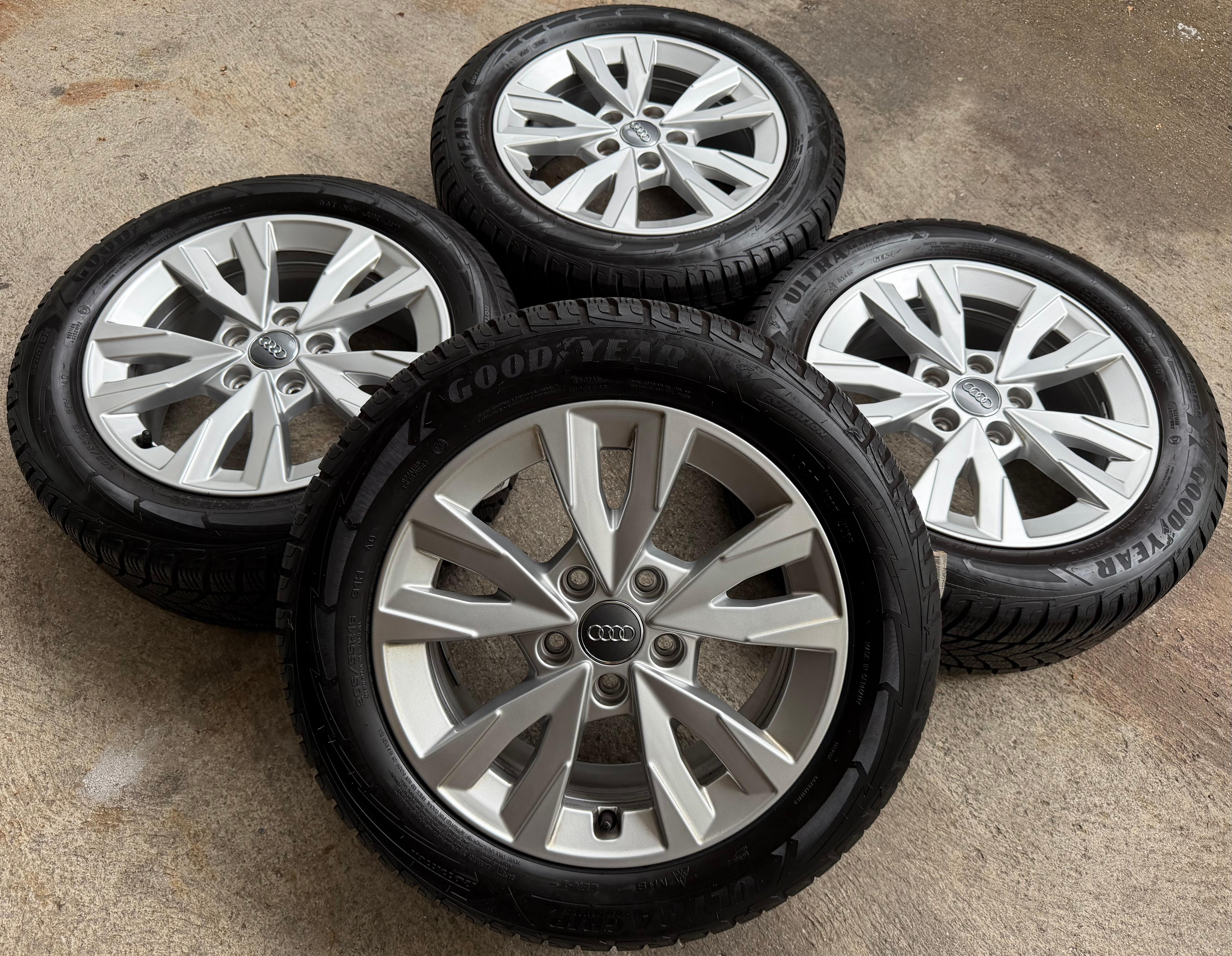 4 Original Alu Winterräder Audi A3 8Y 8Y0071496 205/55R16 91H Goodyear