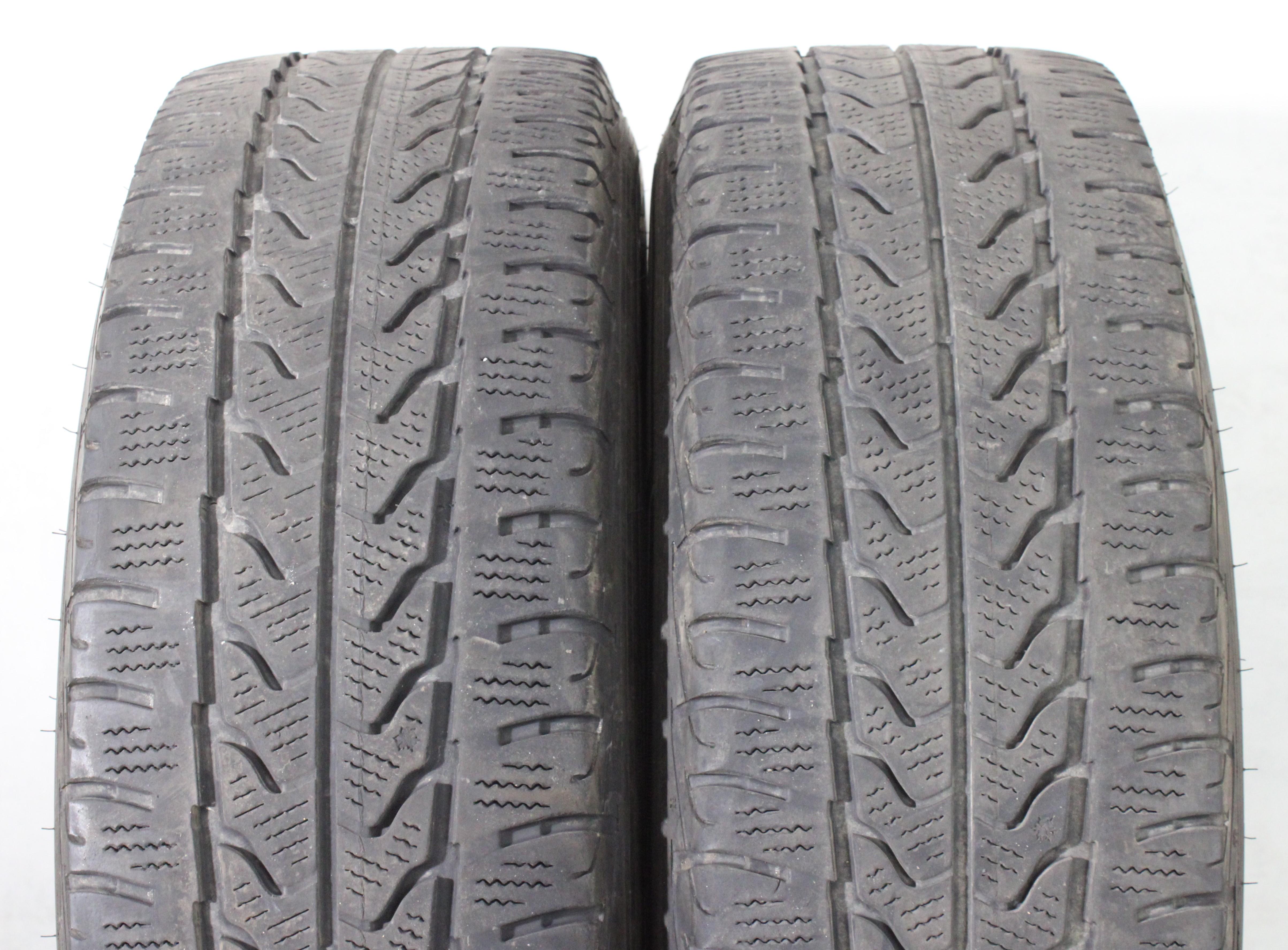 2 x 225/70R15C 112/110R Winterreifen Goodyear Ultra Grip Cargo 4,5-5mm 2022