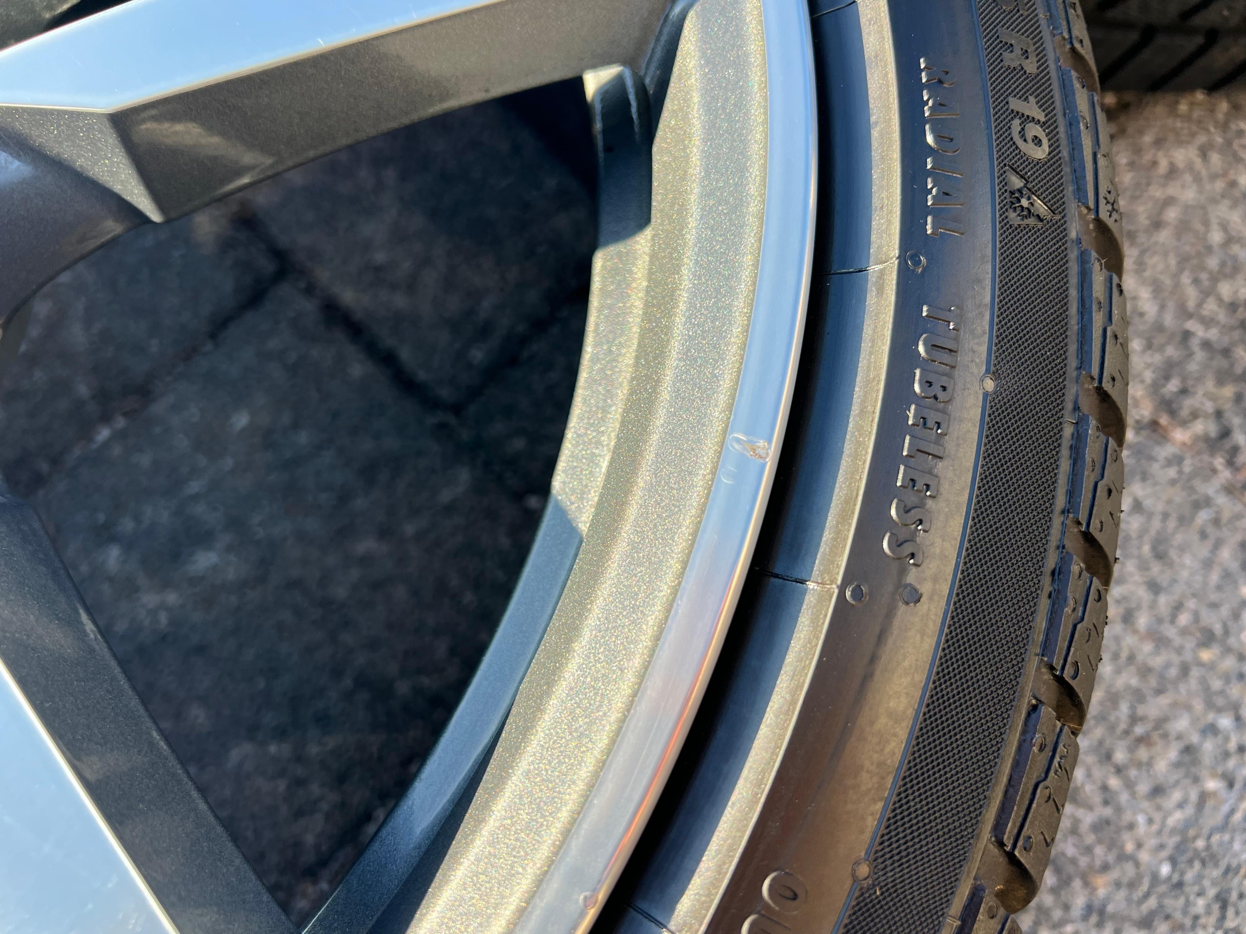 4 ORIGINAL 19" ALU WINTERRÄDER AUDI TT TTS 8S 8S0601025F 9x19 ET52 CONTINENTAL  FREIHAUS