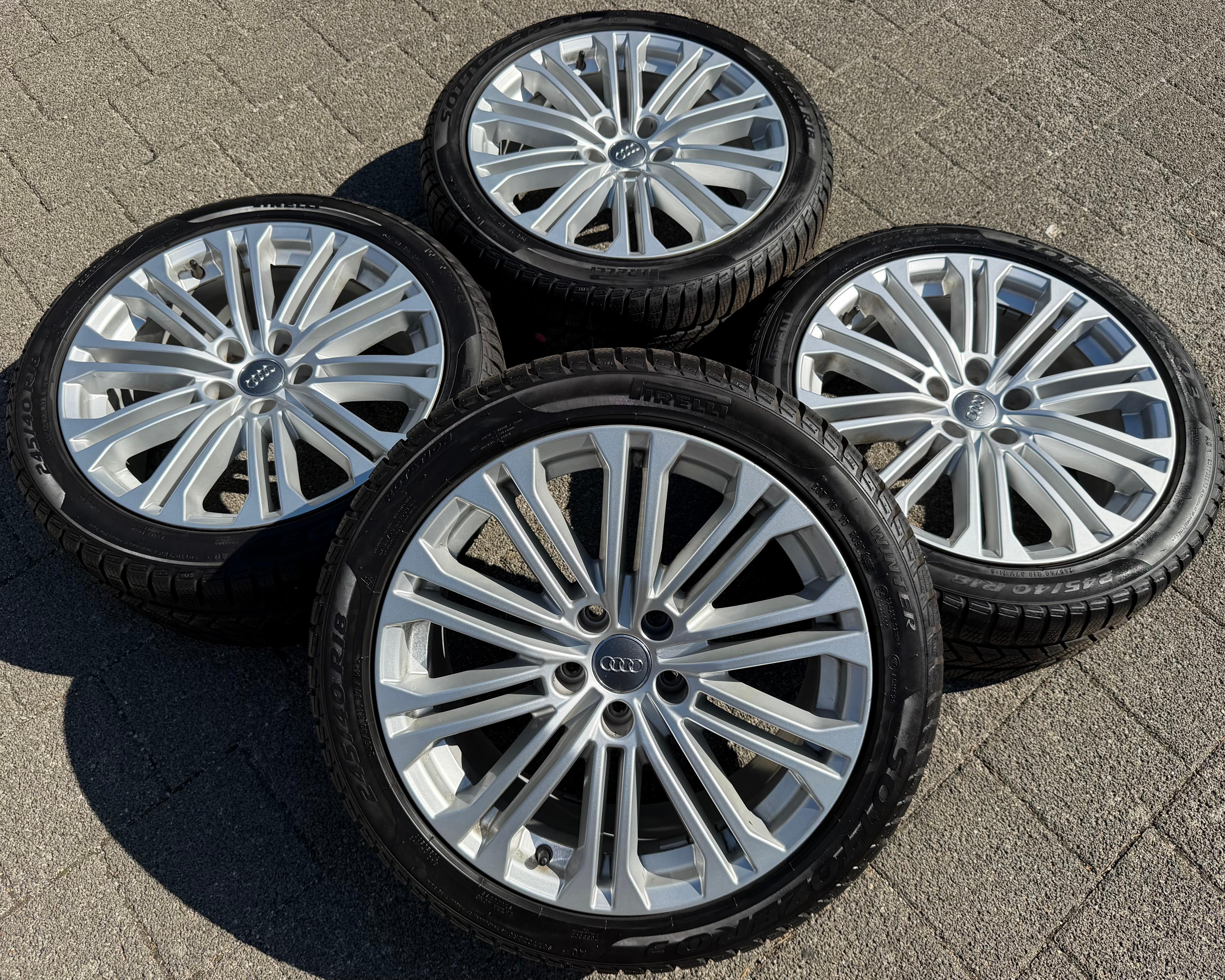4 Original 18" Alu Winterräder Audi A5 8W F5 245/40R18 97V 8W0601025EE Pirelli