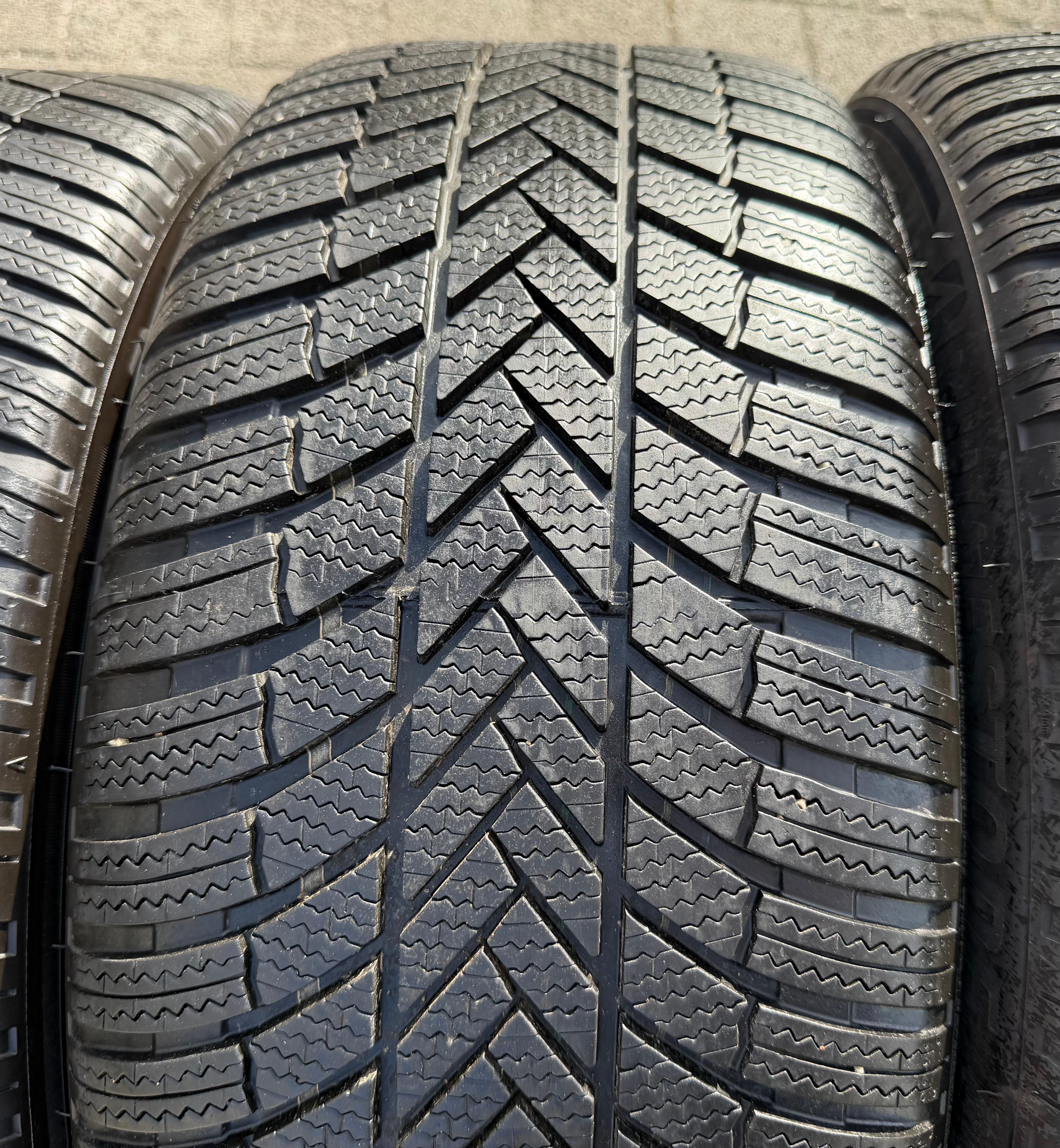 4 ORIGINAL 19" ALU WINTERRÄDER AUDI A5 S5 F2 B10 8B3601025BA 245/40R19 98H 2024