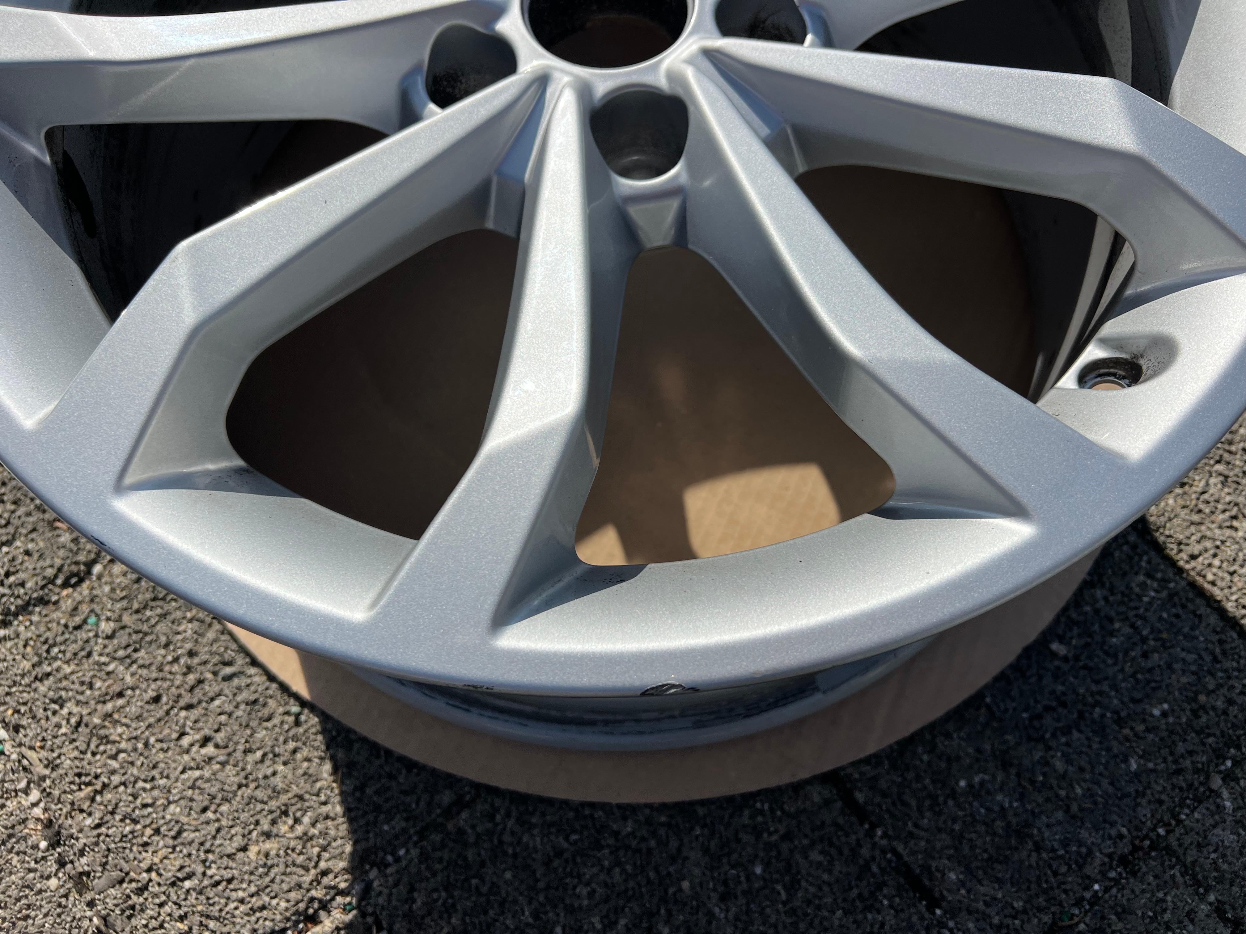 1 X LLANTA DE ALEACIÓN ORIGINAL DE 18" PARA AUDI A4 8W 8W0601025H 8x18 ET40 ENVÍO GRATUITO
