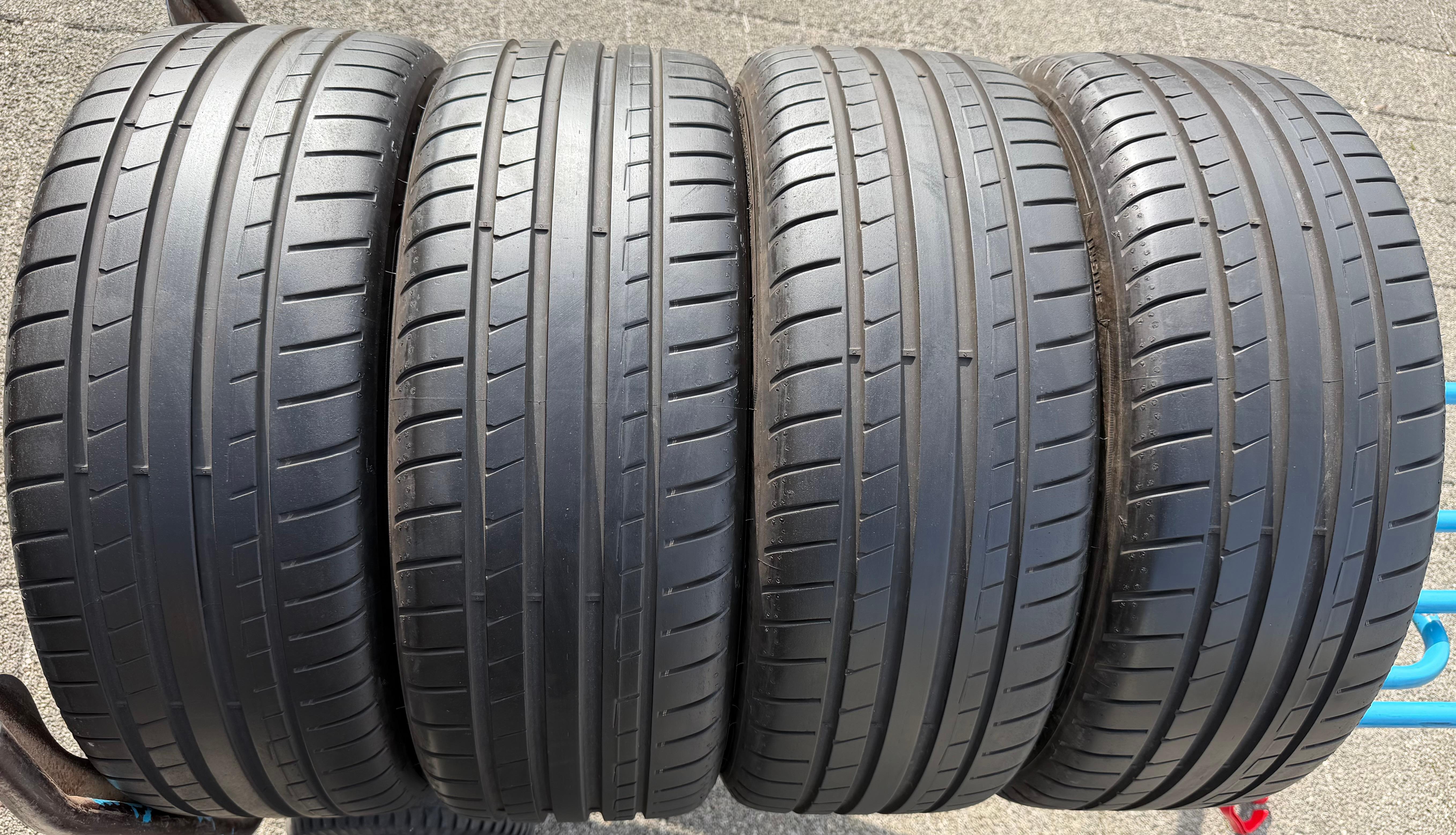 4 Original 18" Alu Sommerräder Audi A1 S1 GB 82A601025AS 215/40R18 89Y Goodyear