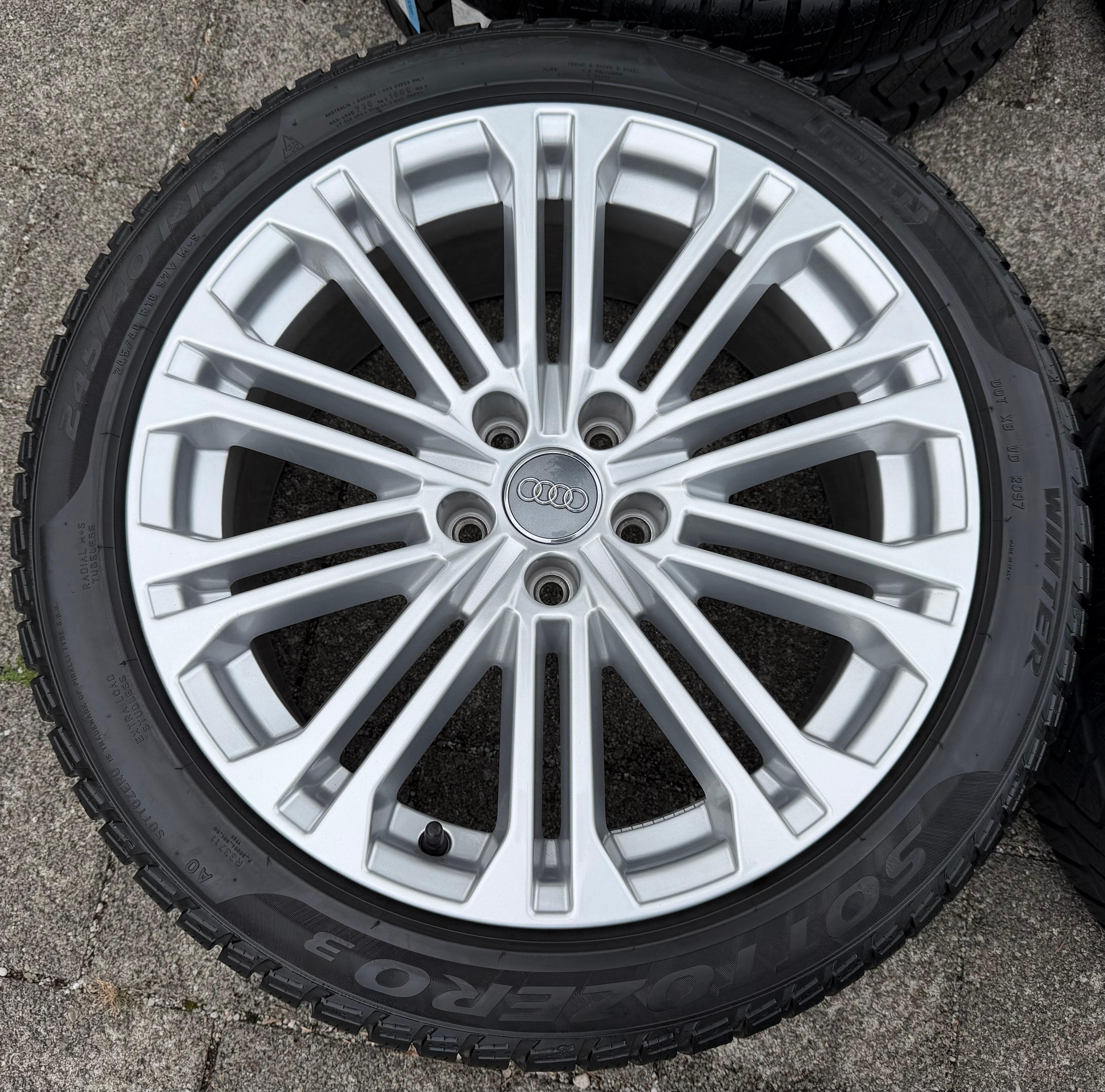 4 Original 18" Alu Winterräder Audi A5 8W F5 245/40R18 97V 8W0601025EE Pirelli