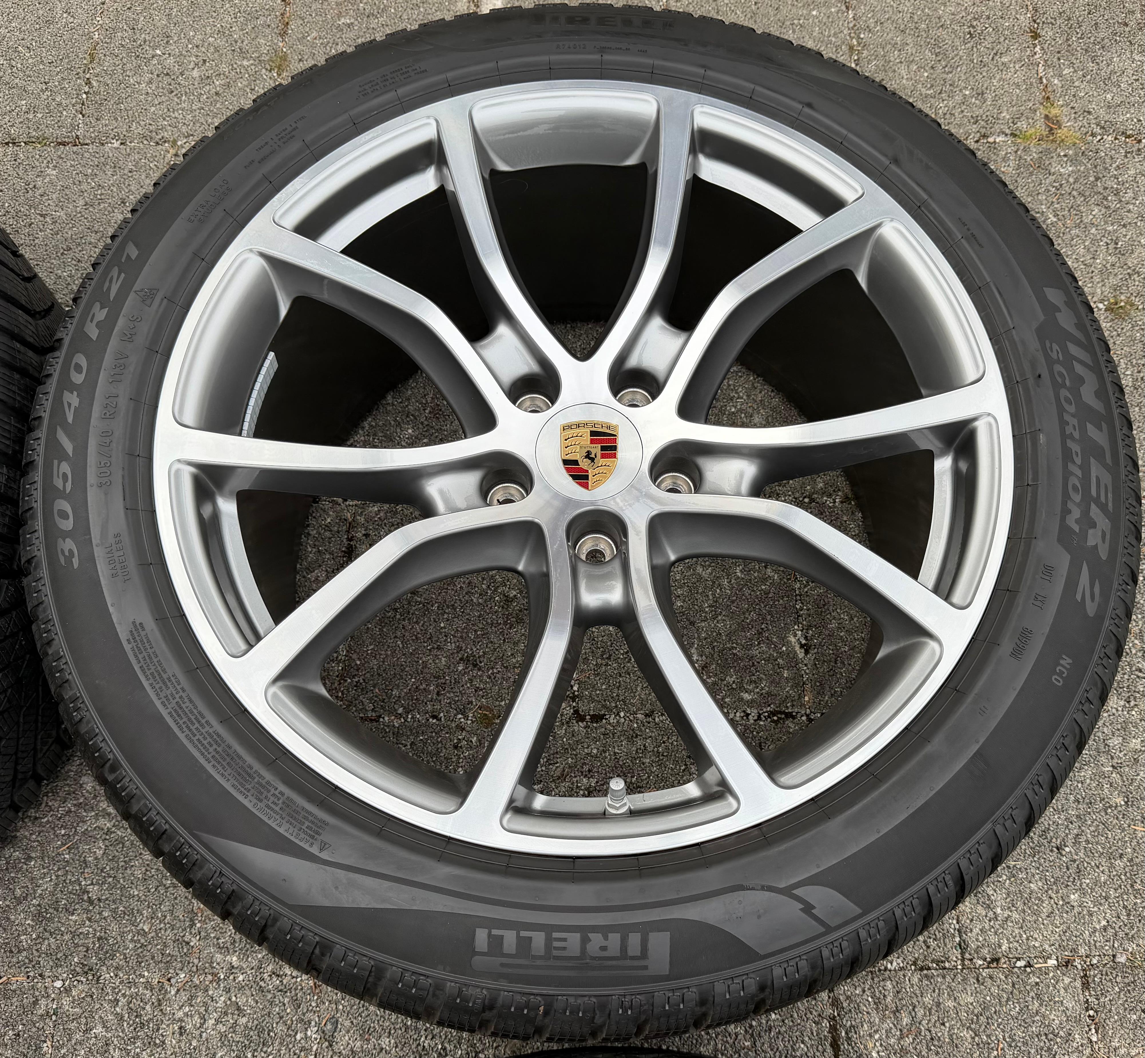 4 originele 21" aluminium winterwielen Porsche Cayenne Coupe II E3 9Y3601025BN Pirelli
