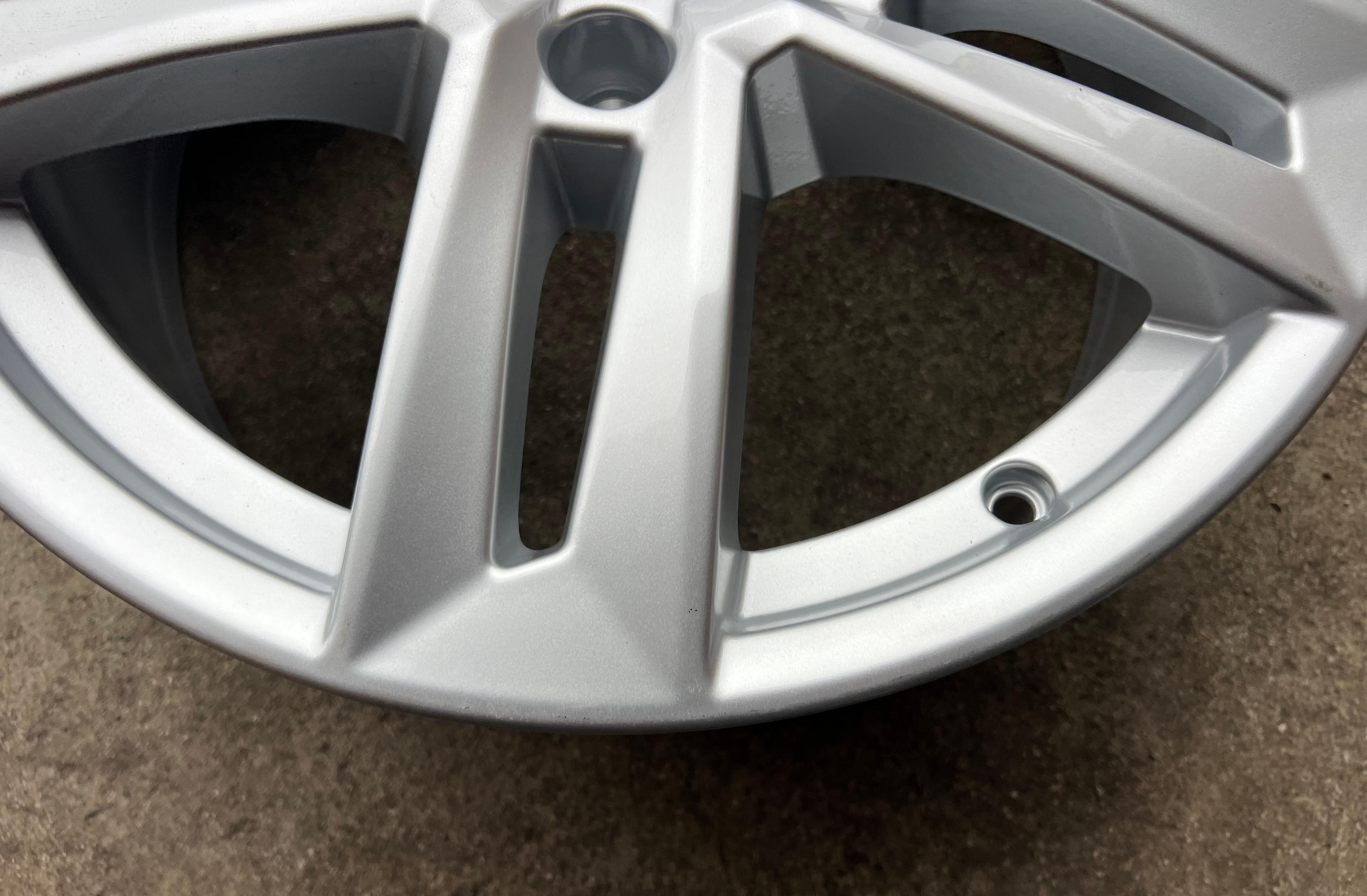 1 X ORIGINAL 17" ALUFELGE AUDI A4 8W B9 8W0601025P 7x17 ET42 FREIHAUS