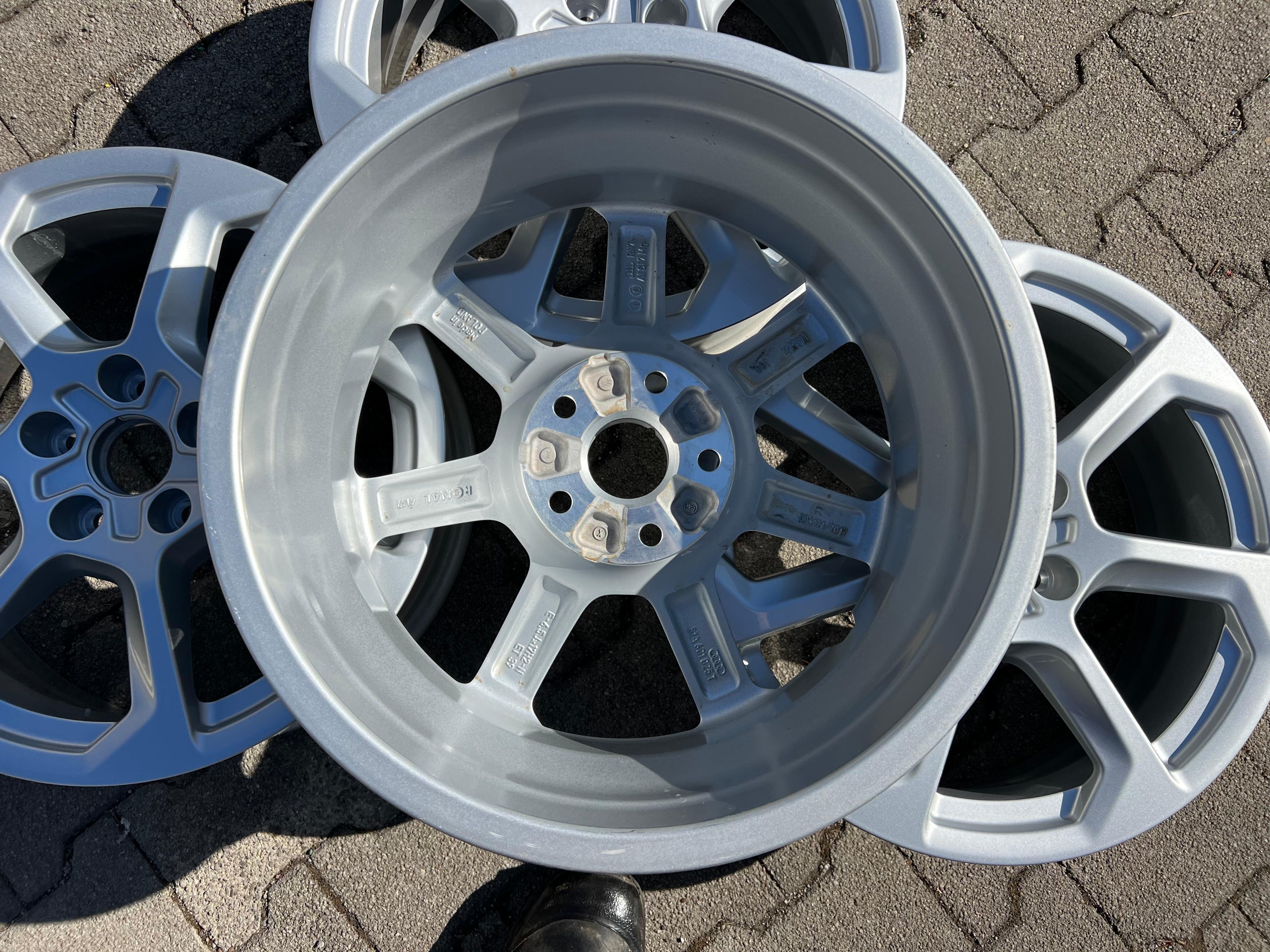 4 JANTES ORIGINALES 17" EN ALU AUDI Q2 GA 81A601025T 6,5x17 ET39 FREIHAUS
