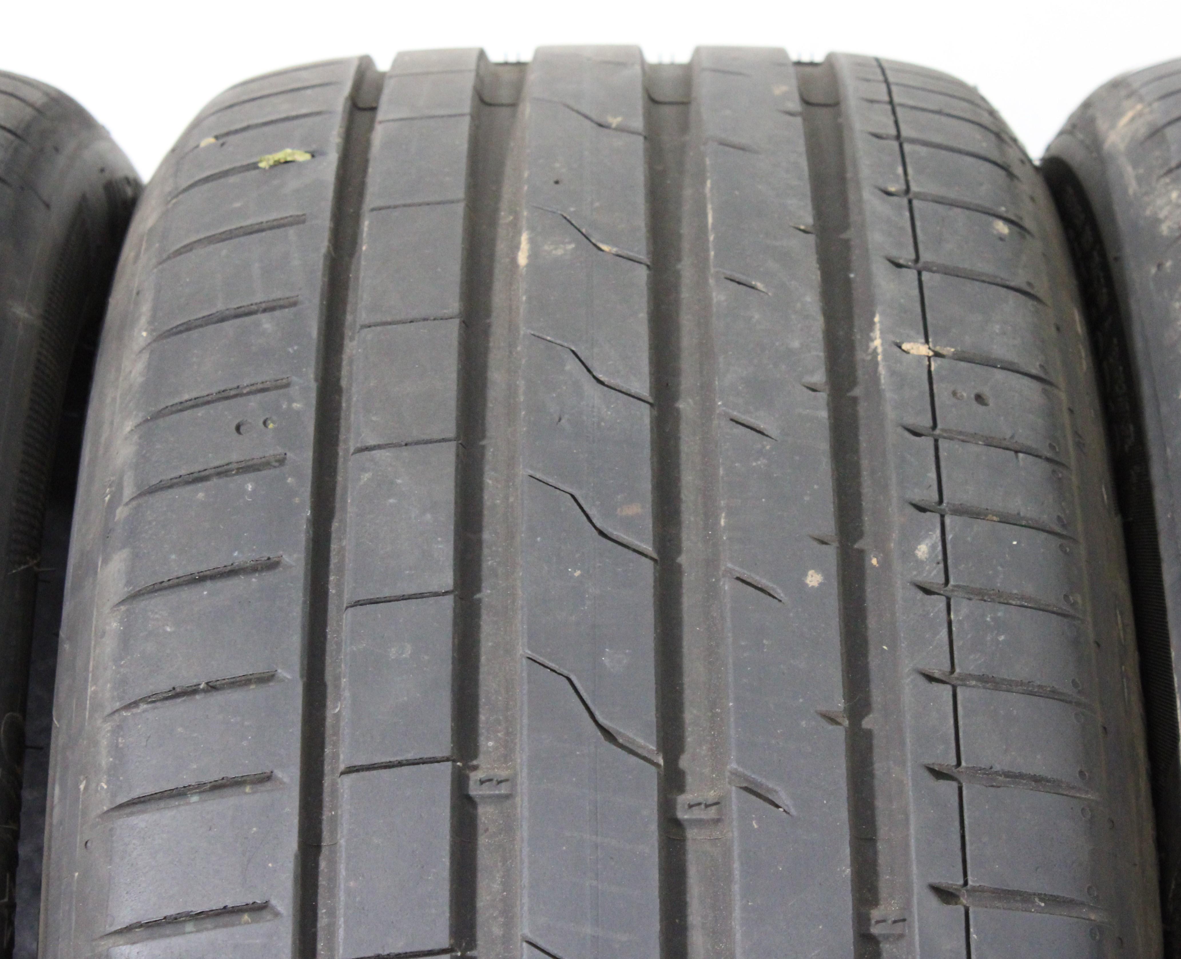 2 x 245/45R19 102Y 2 x 275/40R19 105Y Neumáticos de verano Hankook Ventus S1 Evo 3 MO 5,5 mm 2025 *